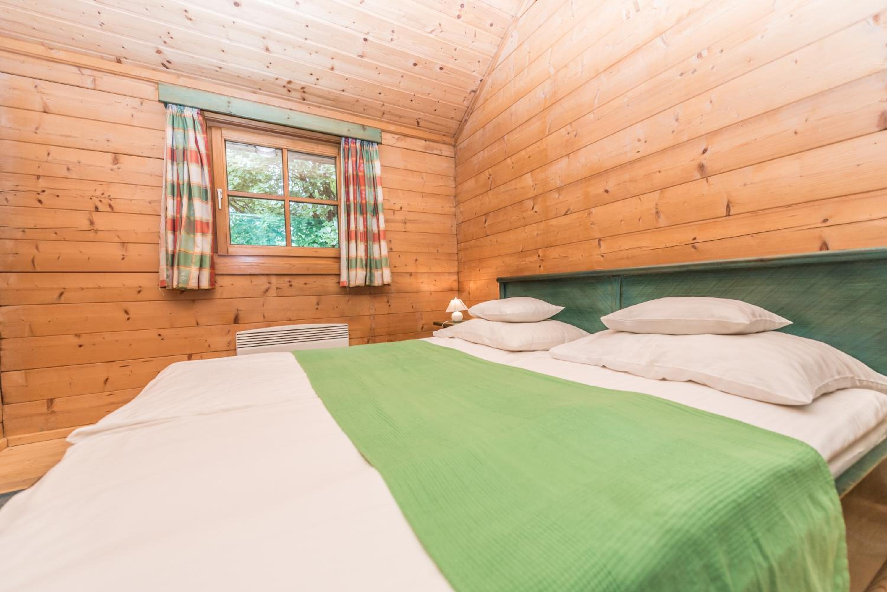 Apartment with Sauna - Photo 9