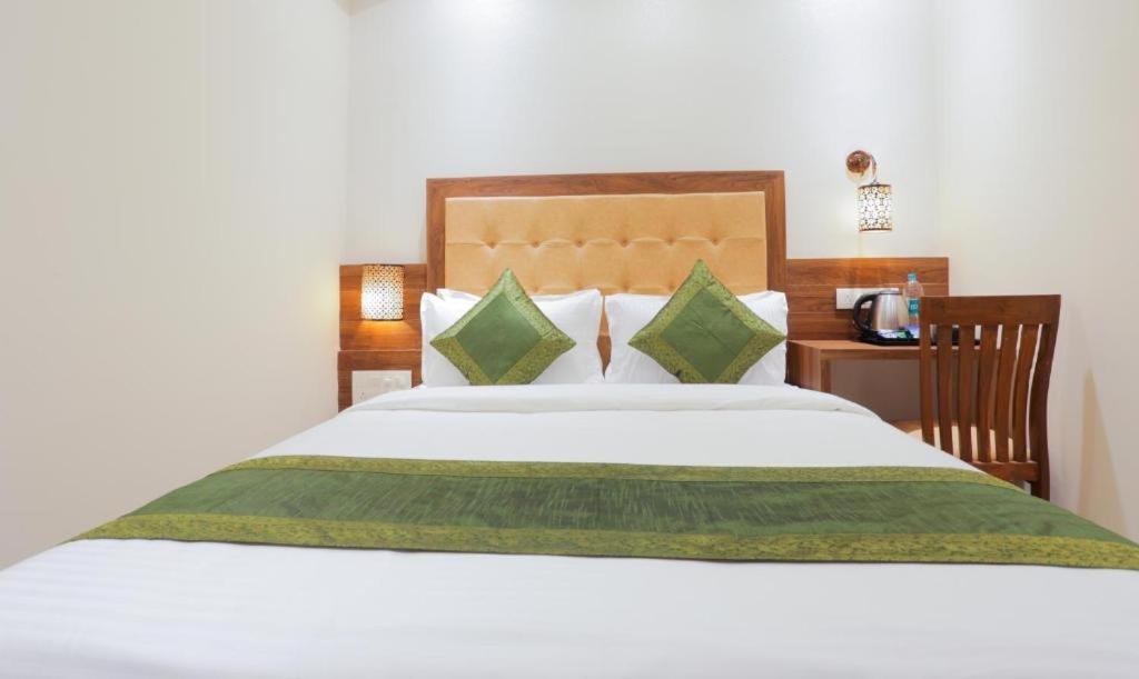 Deluxe Single Room