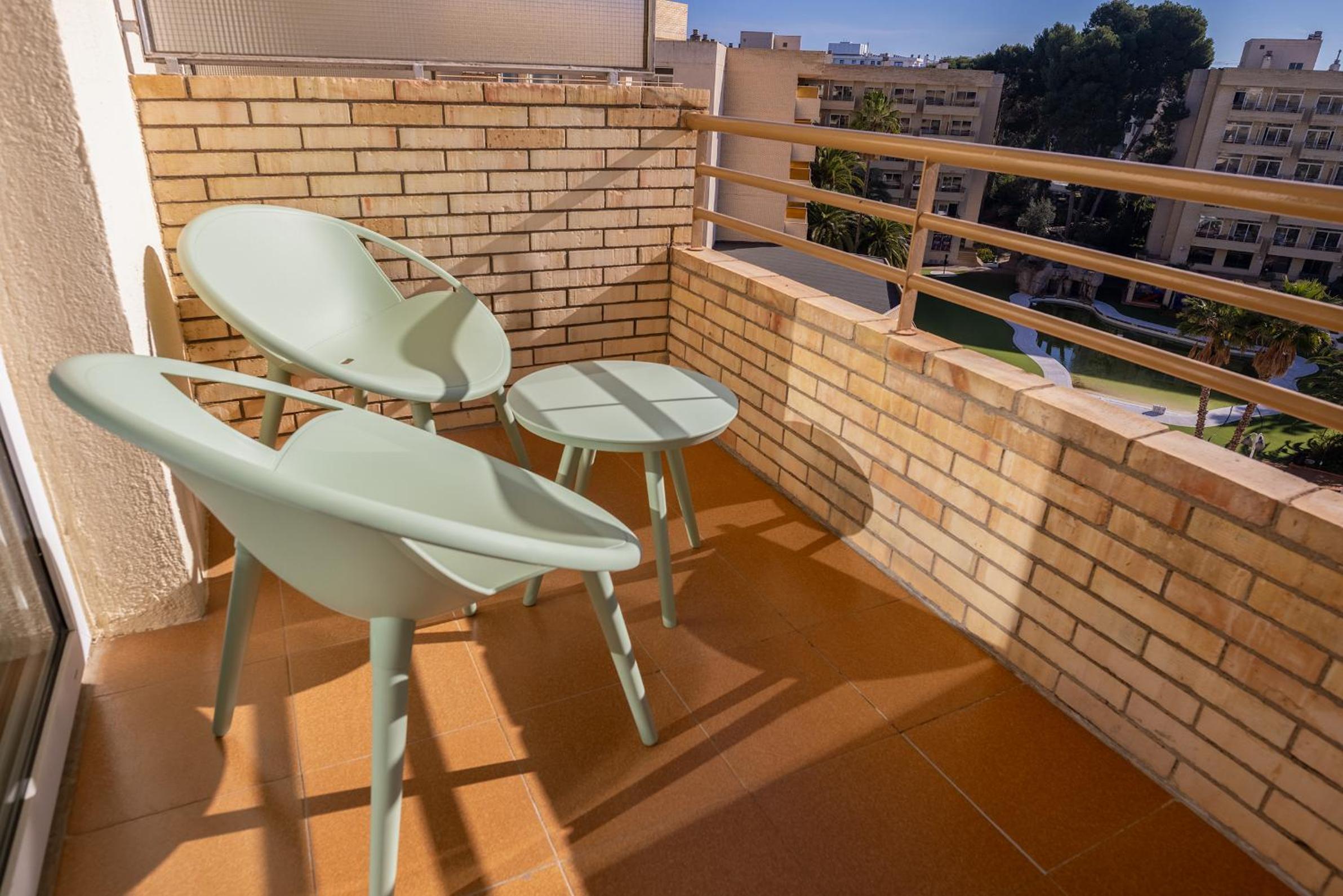 Habitación Doble o con Dos Camas con Vista a la Piscina Habitación Doble o con Dos Camas con Vista a la Piscina