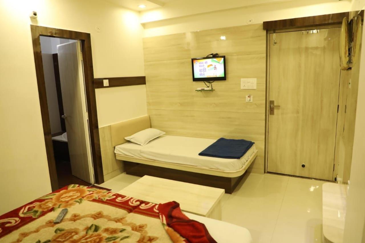 Budget Triple Room