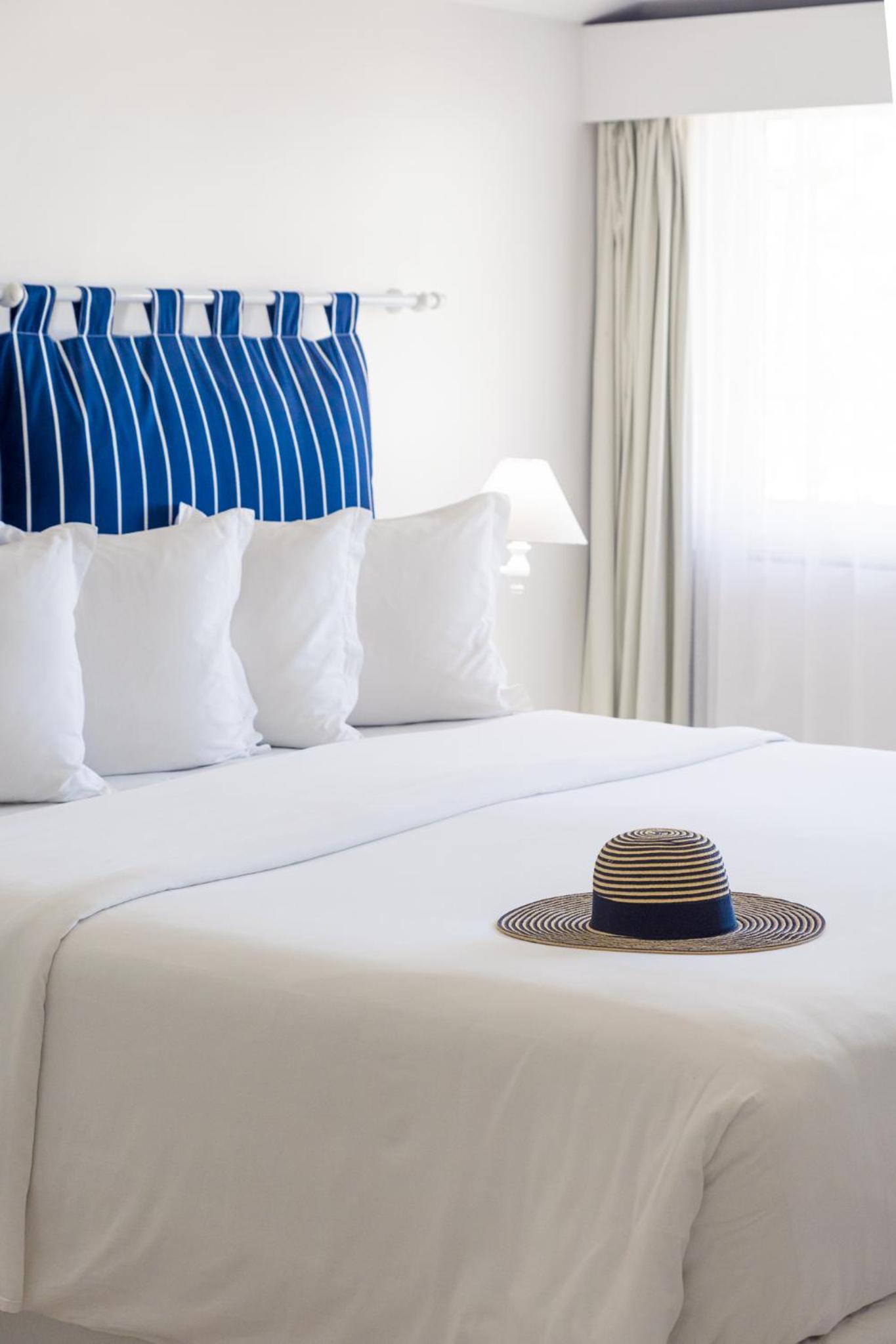 Master Room with Sea View - Photo 2