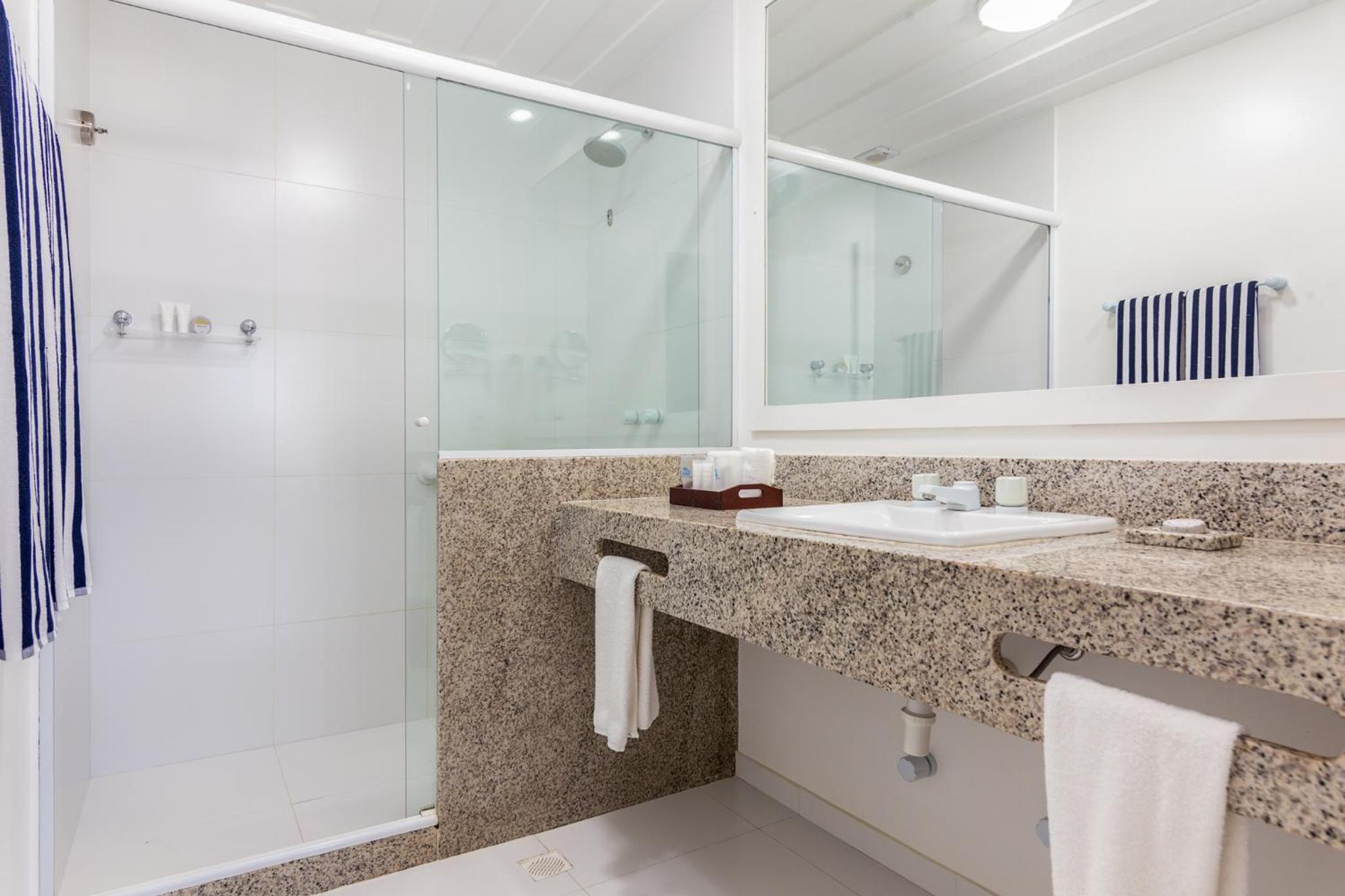 Master Room with Sea View - Photo 13