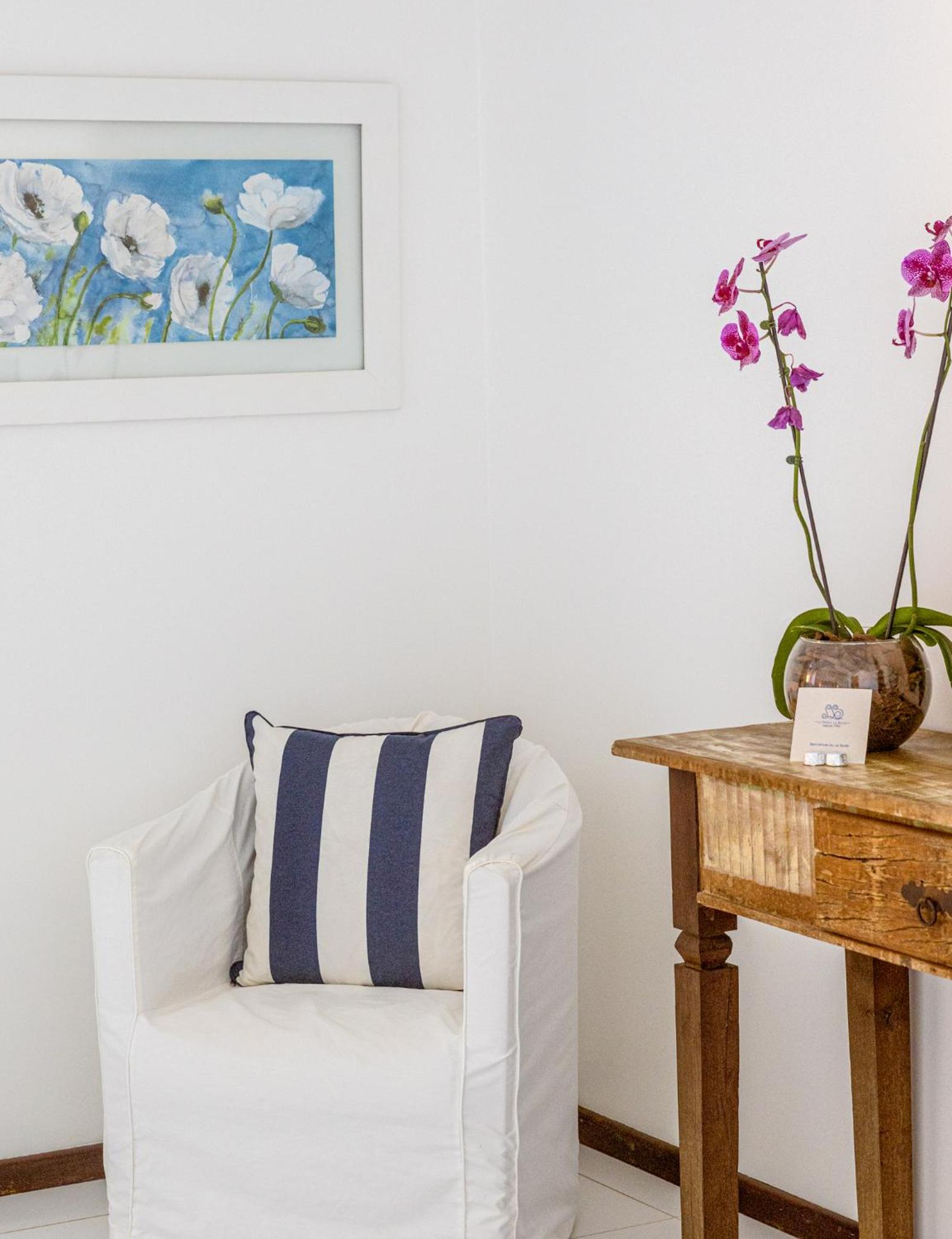 Master Room with Sea View - Photo 16