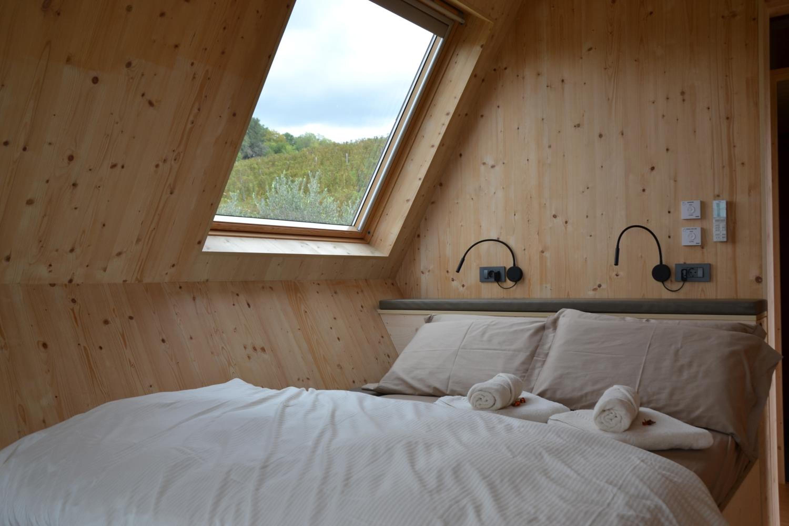 Glamping Alvearium Alturis