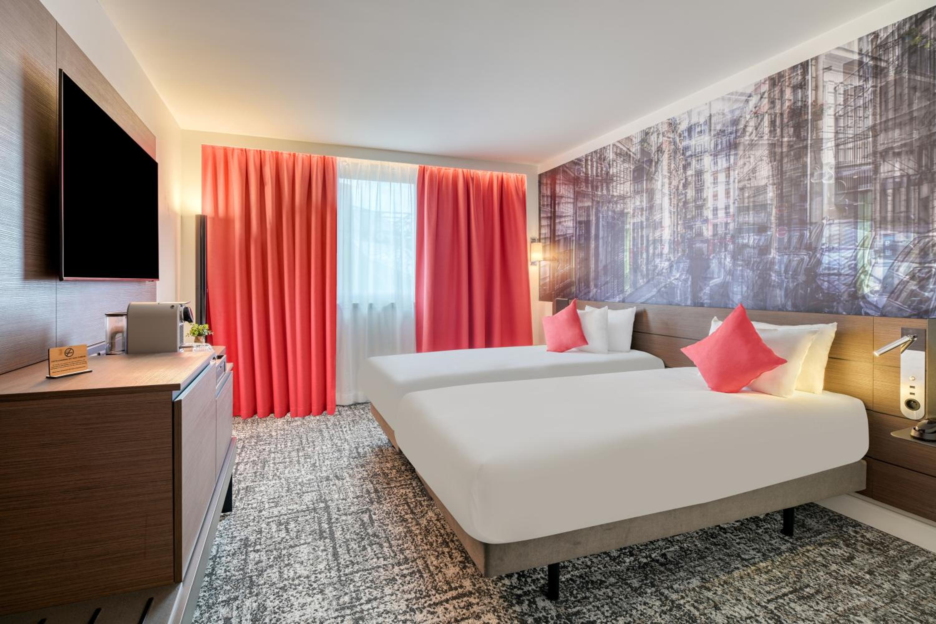 Superior King Room - Photo 6