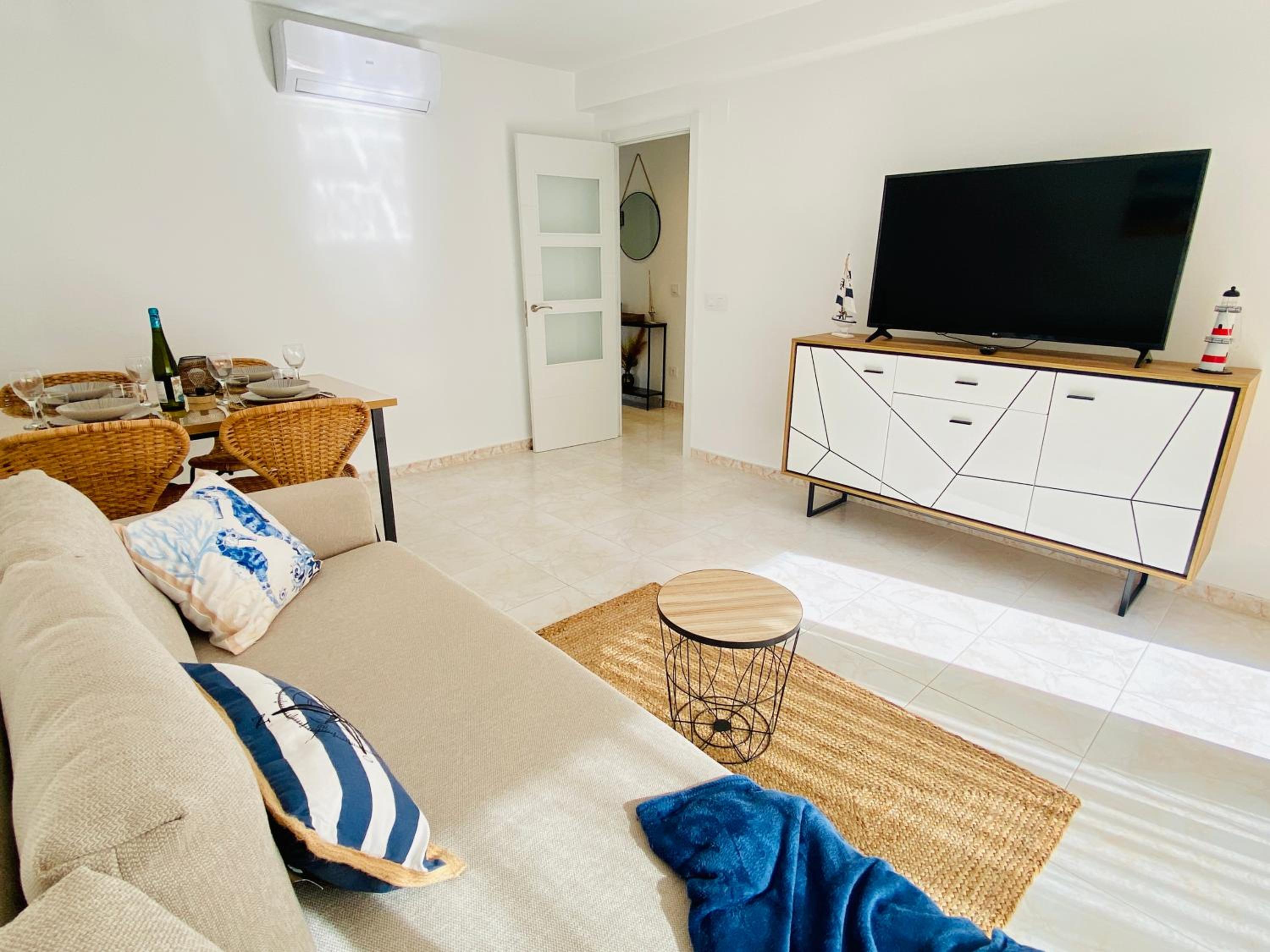 Apartment photo 2