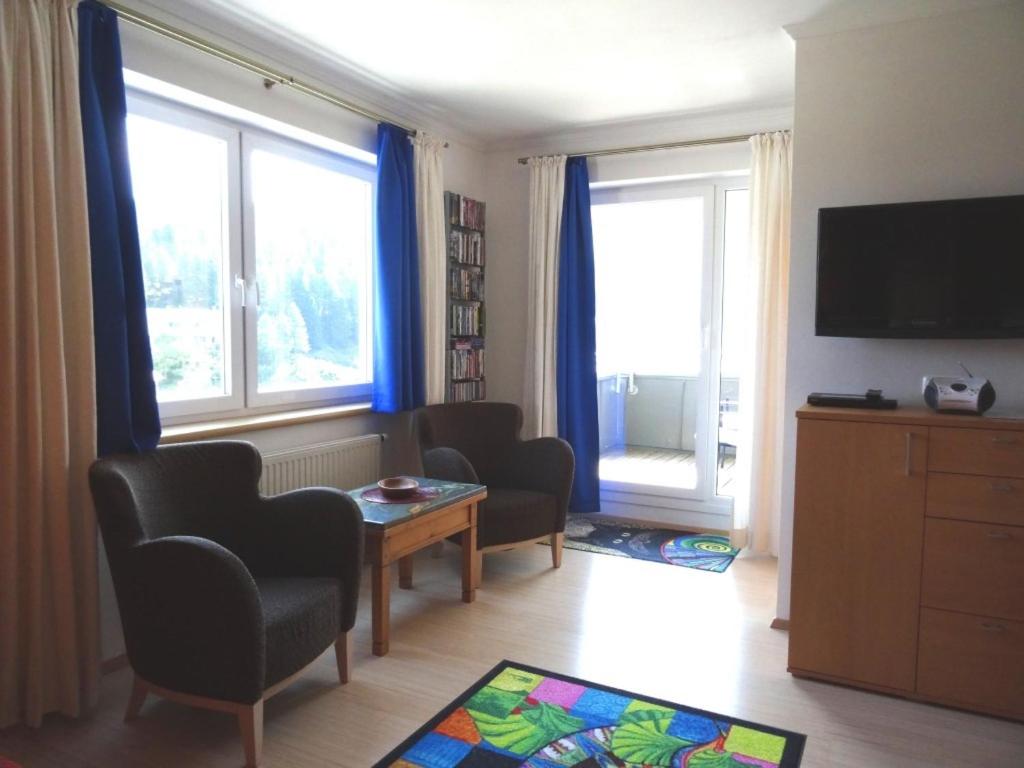 Two-Bedroom Apartment with Balcony photo 2
