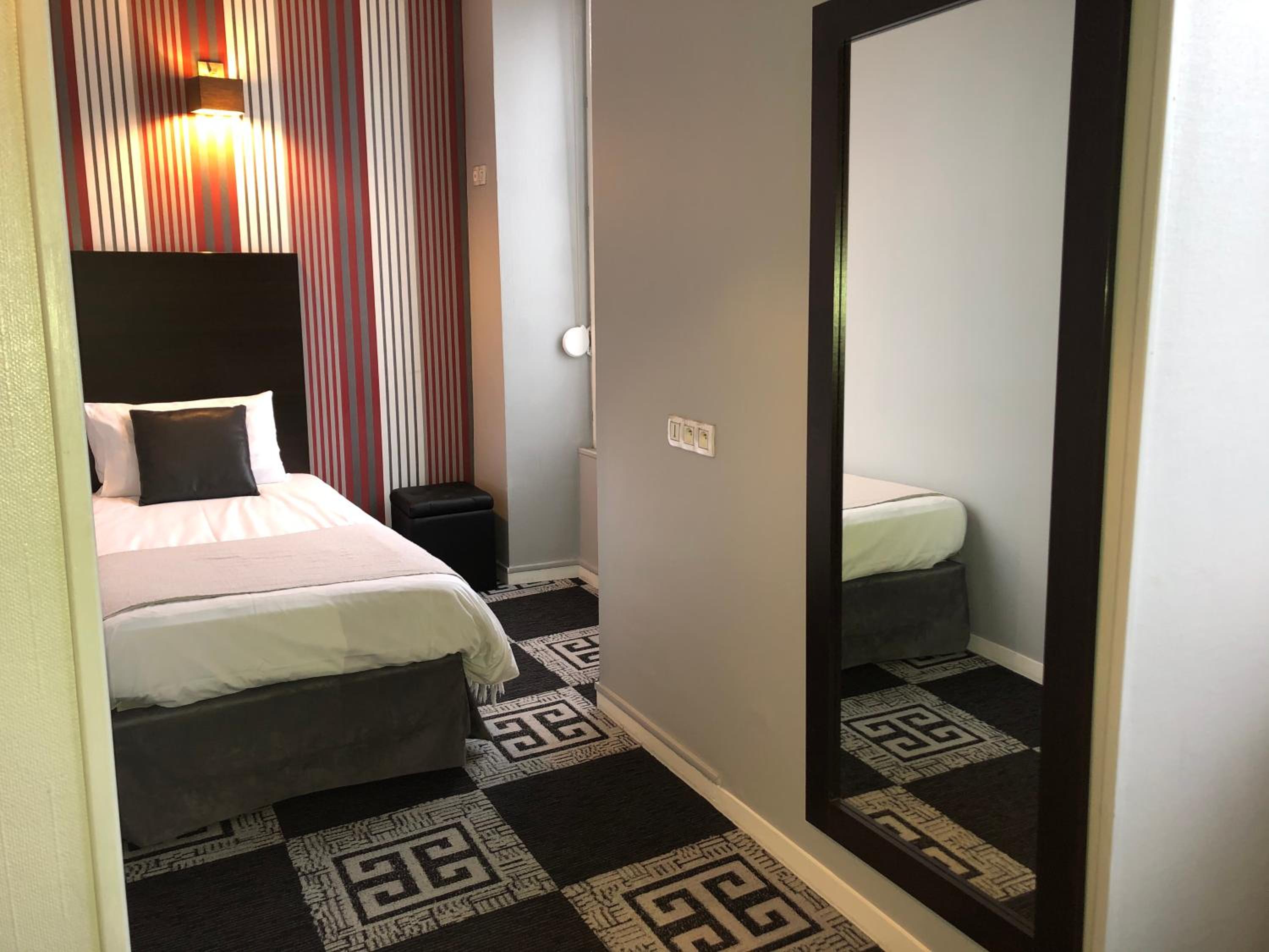 Triple Room - Photo 3