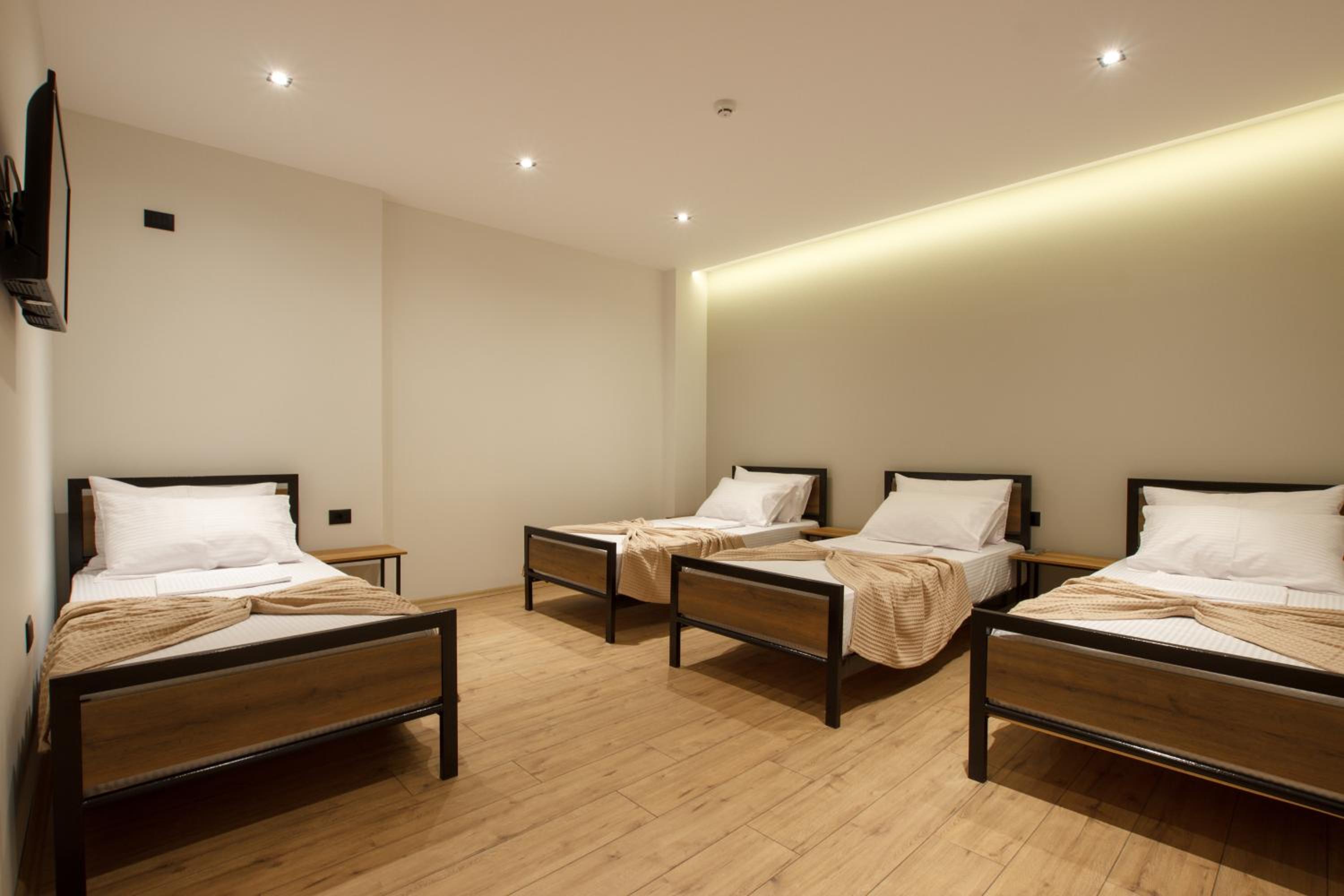 Comfort Quadruple Room