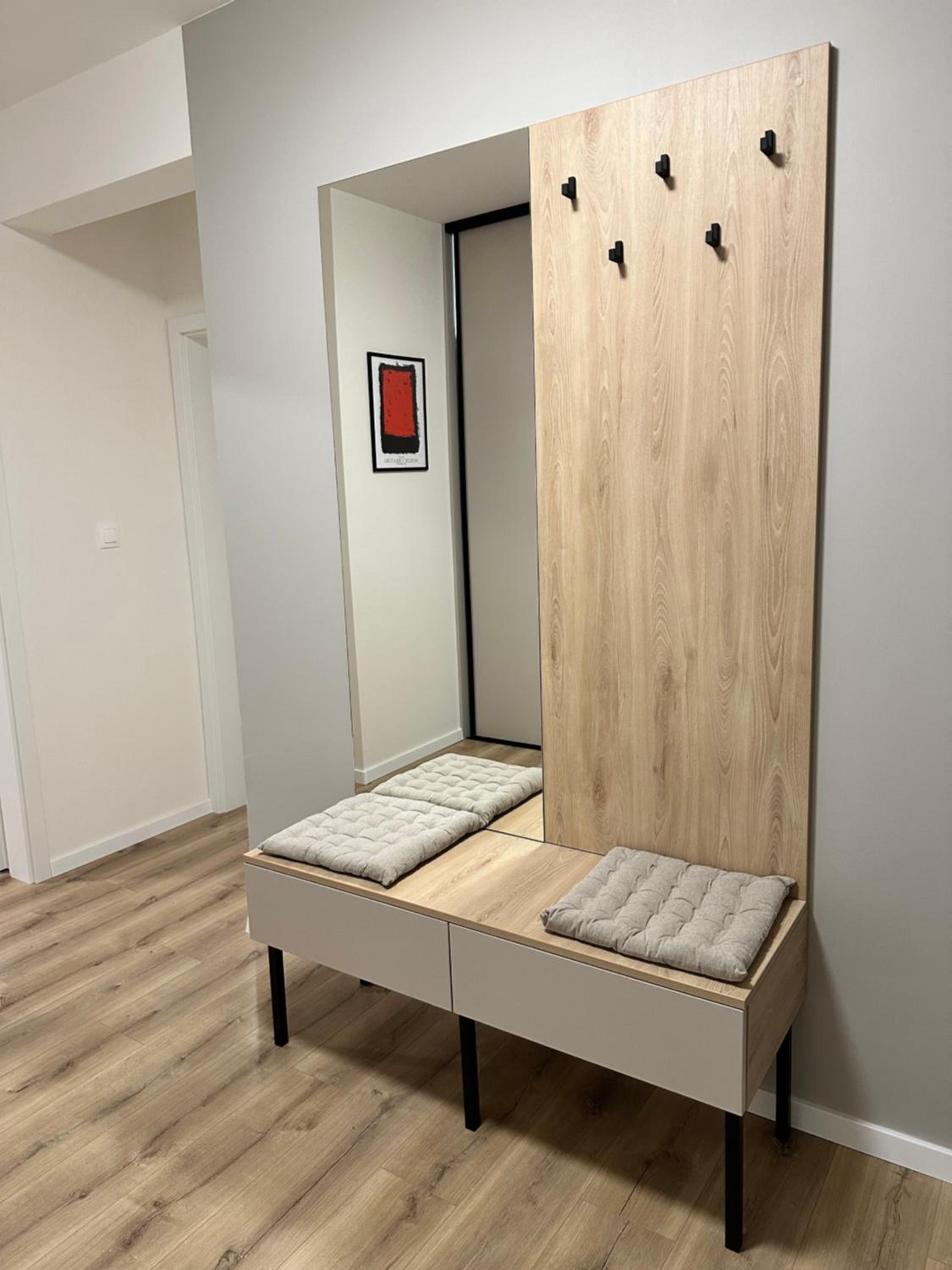 One-Bedroom Apartment photo 3