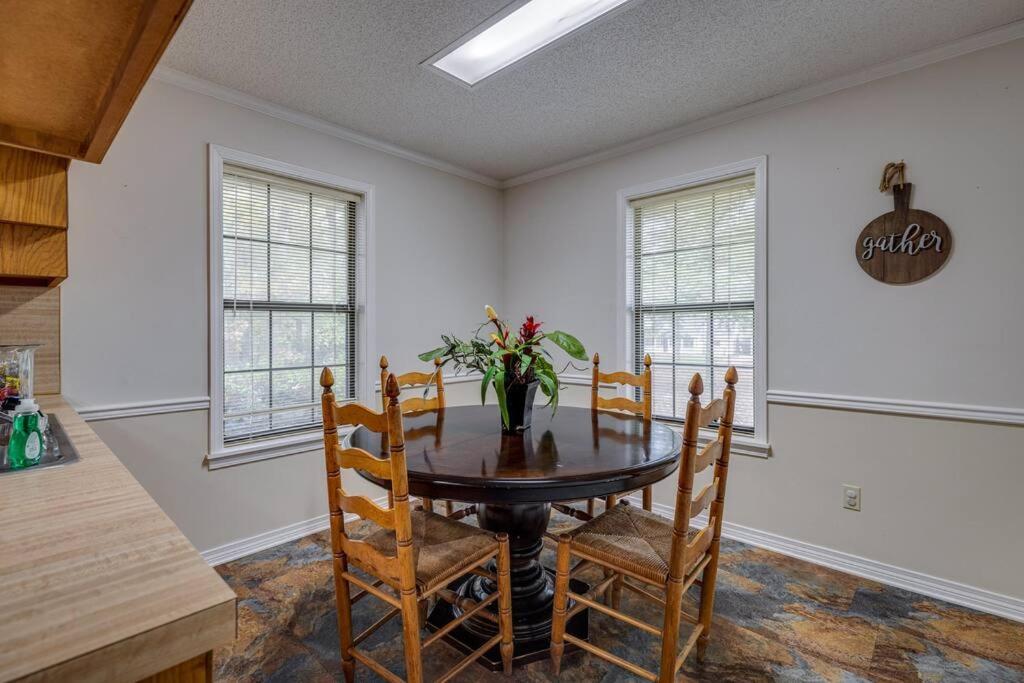 Four-Bedroom House photo 2