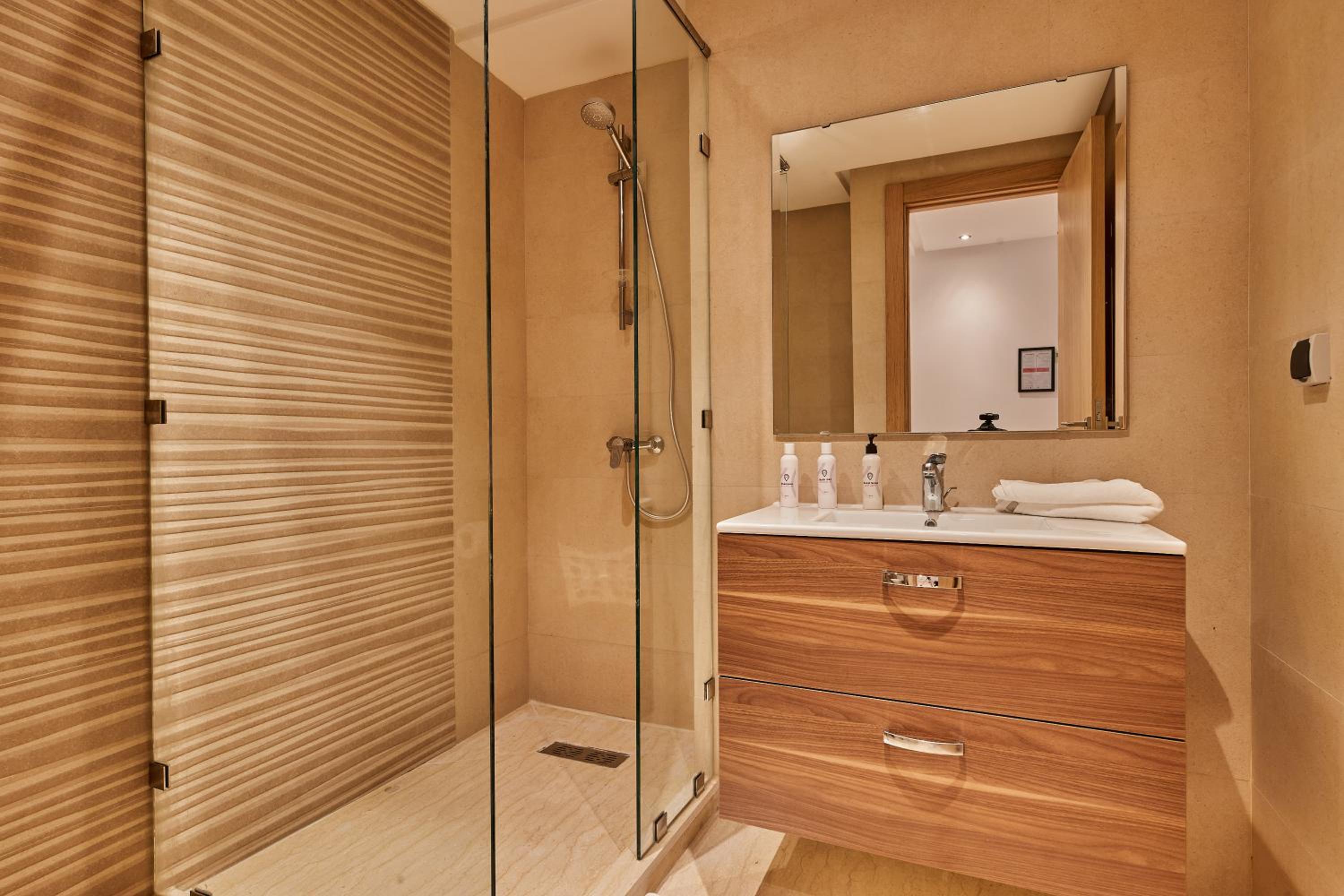 Two-Bedroom Apartment - Photo 6