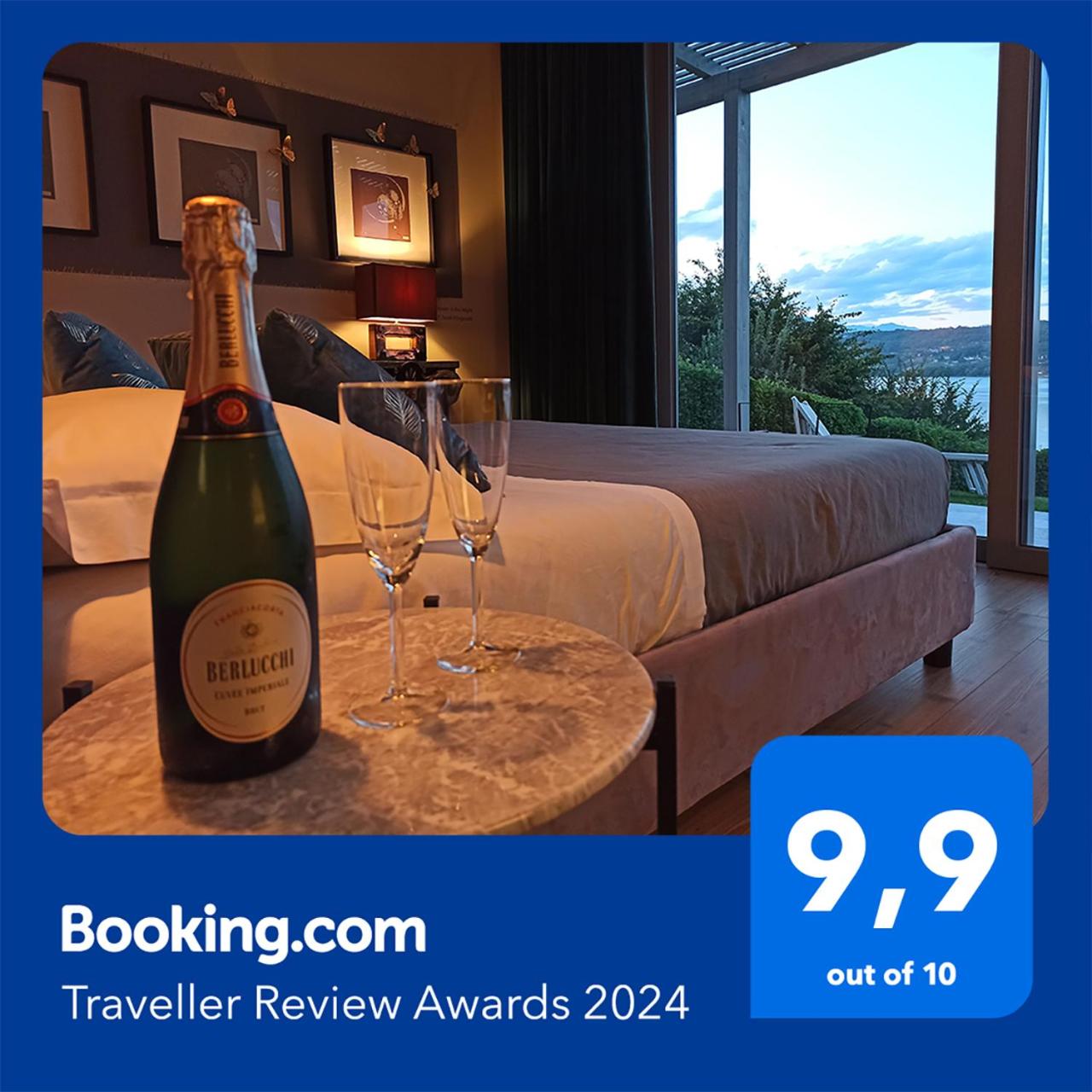 Suite with Lake View