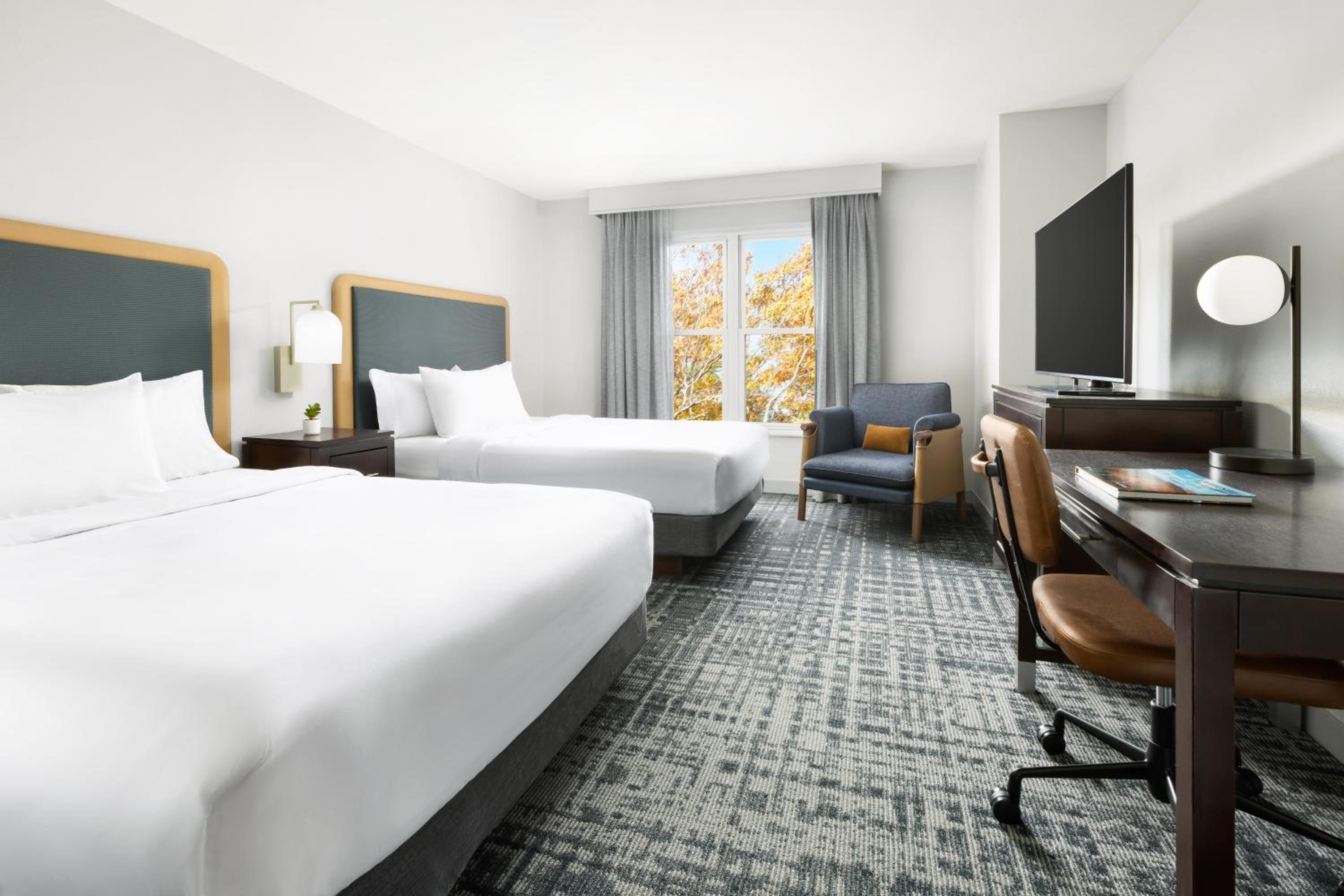 Queen Room with Two Queen Beds - Photo 1