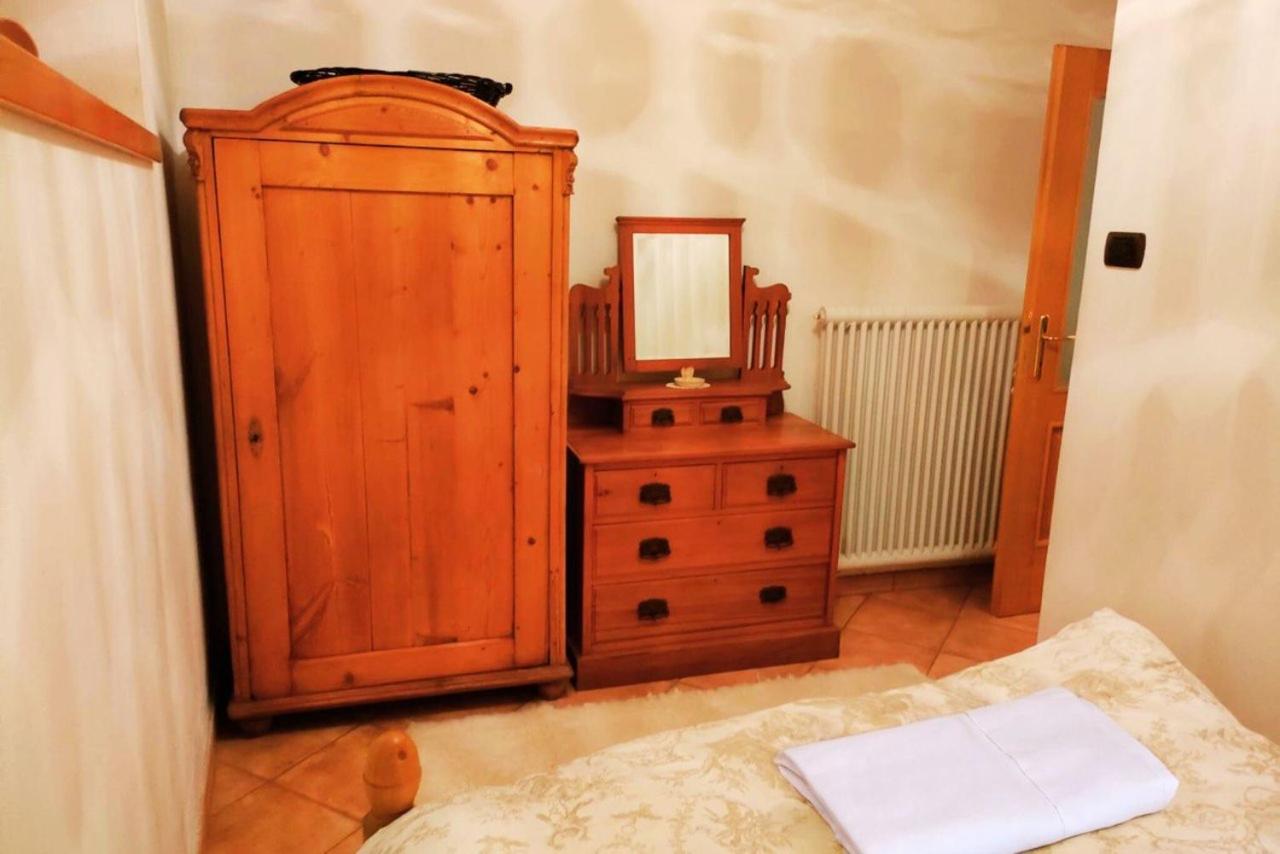 Four-Bedroom House photo 1