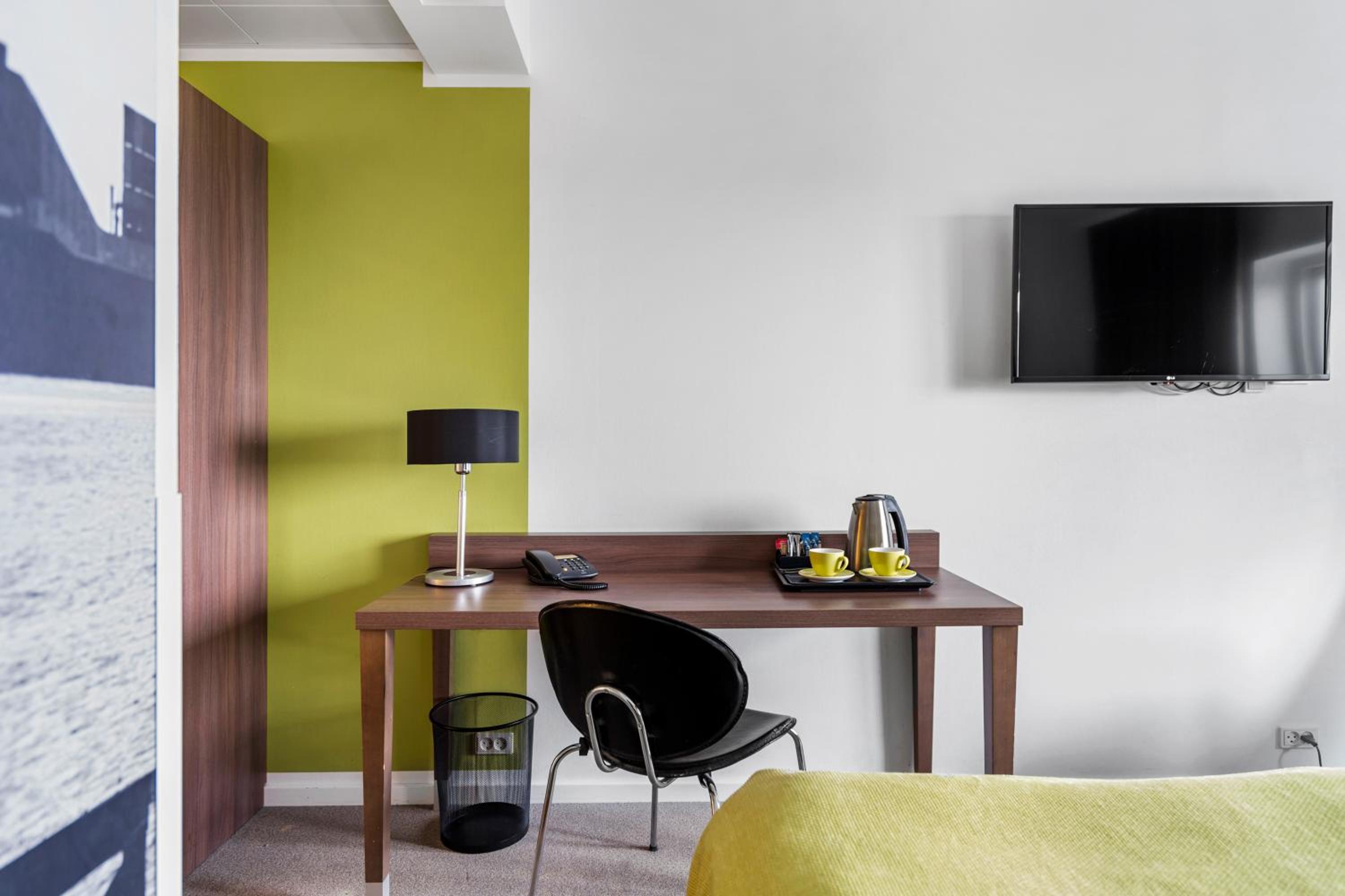 Superior Twin Room photo 3