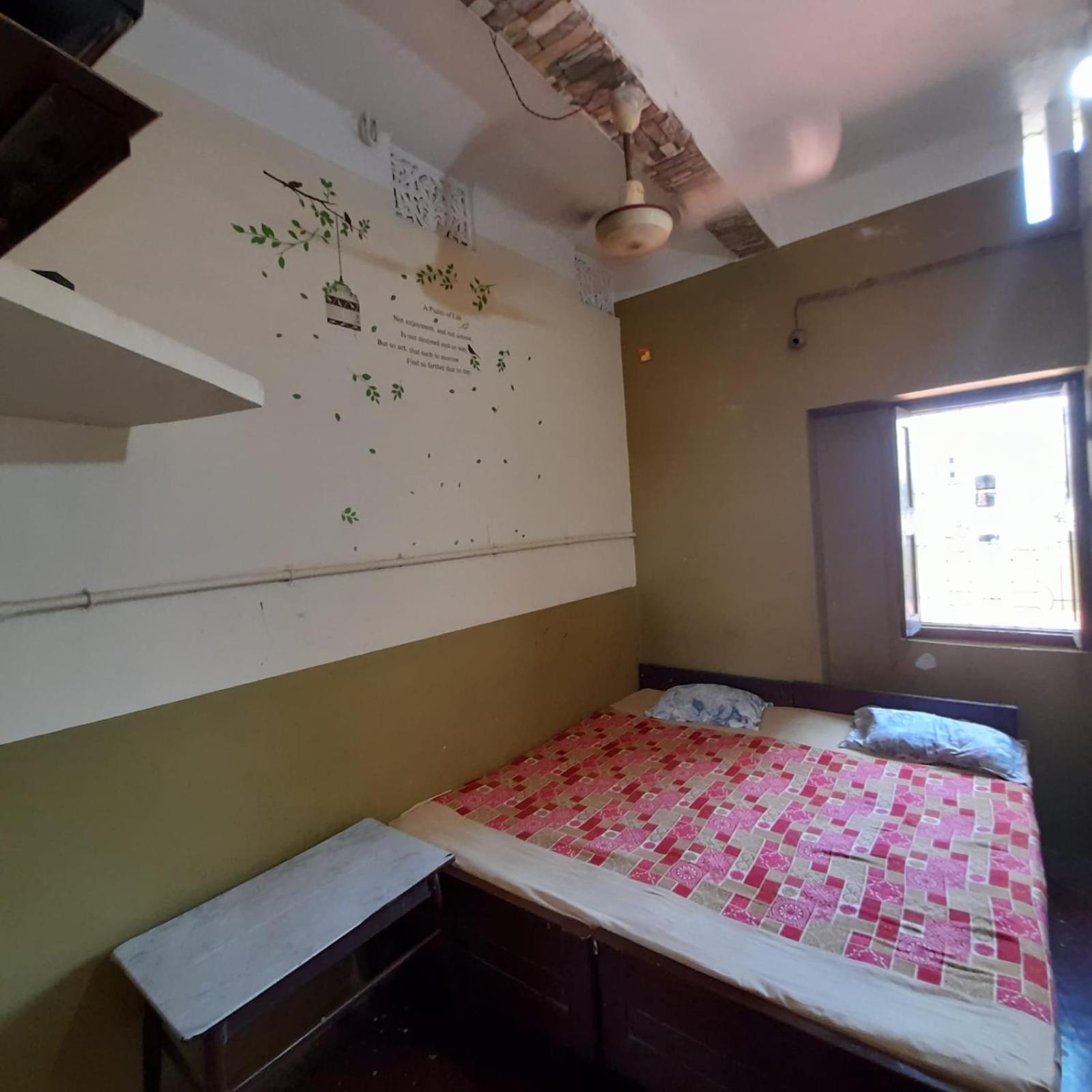 Deluxe Double Room with Bath photo 3