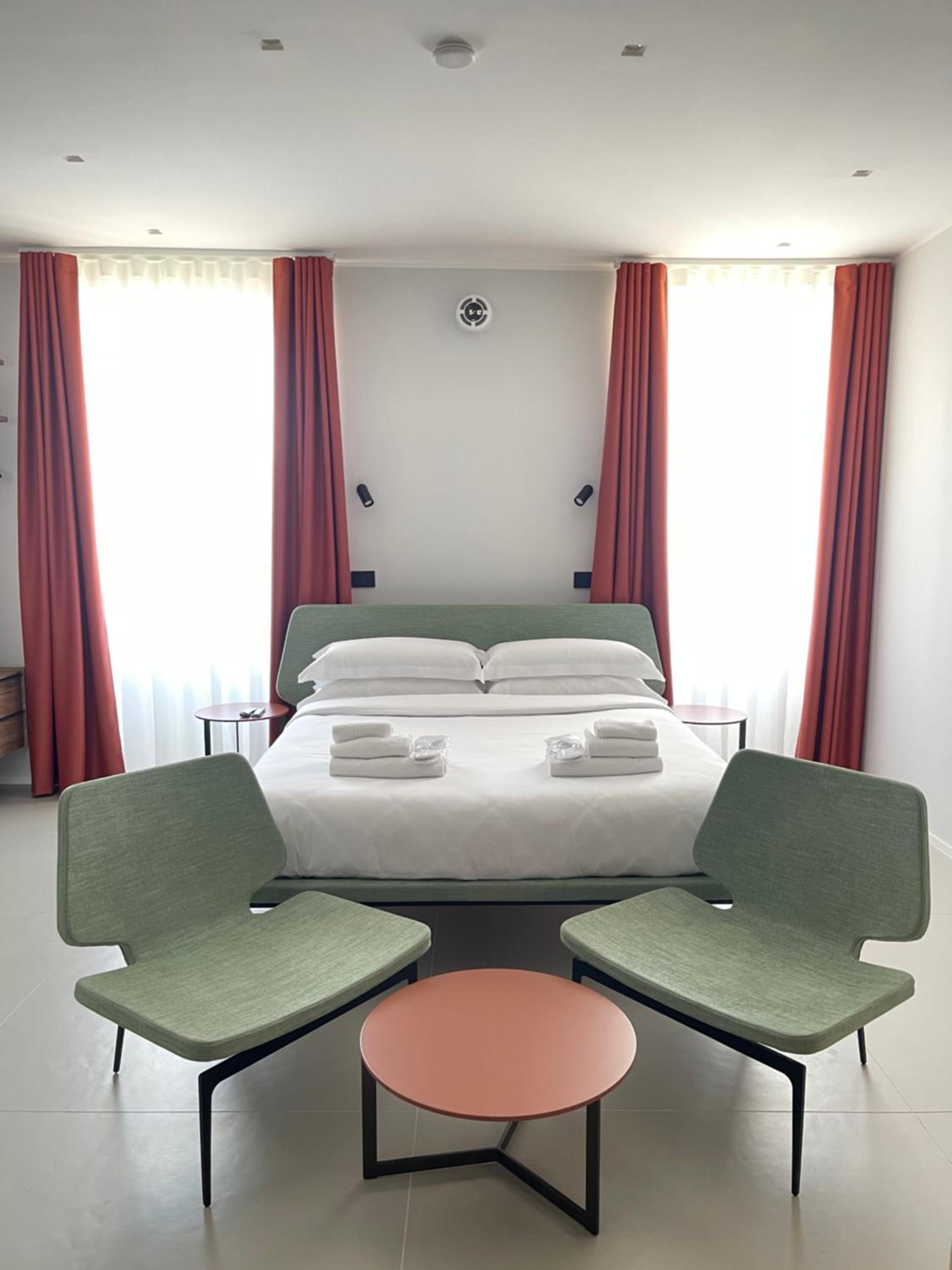 Deluxe Double Room photo 3
