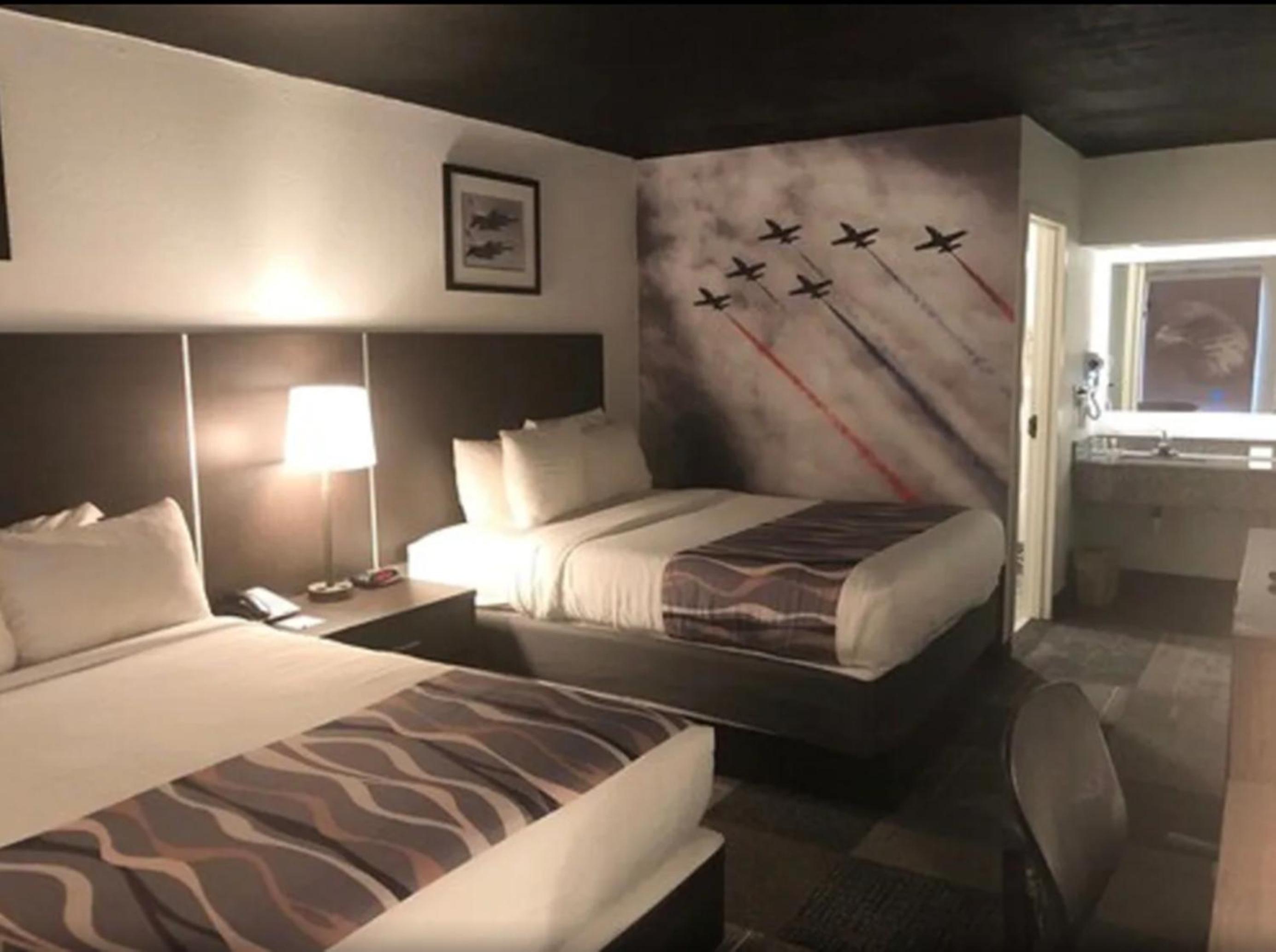 Double Room With Two Double Beds - Non-Smoking
