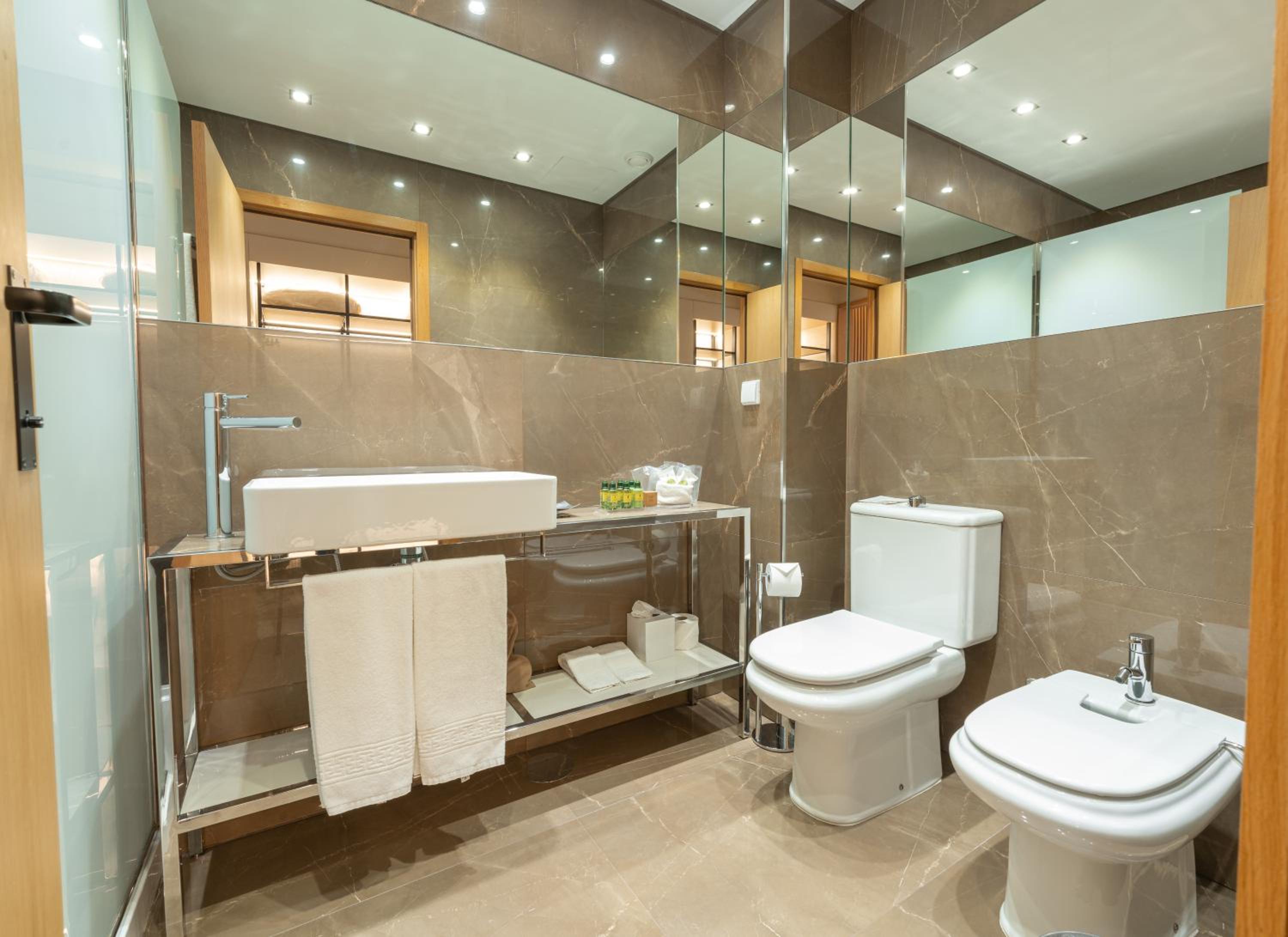 Superior Double Room with Mountain View - Photo 5