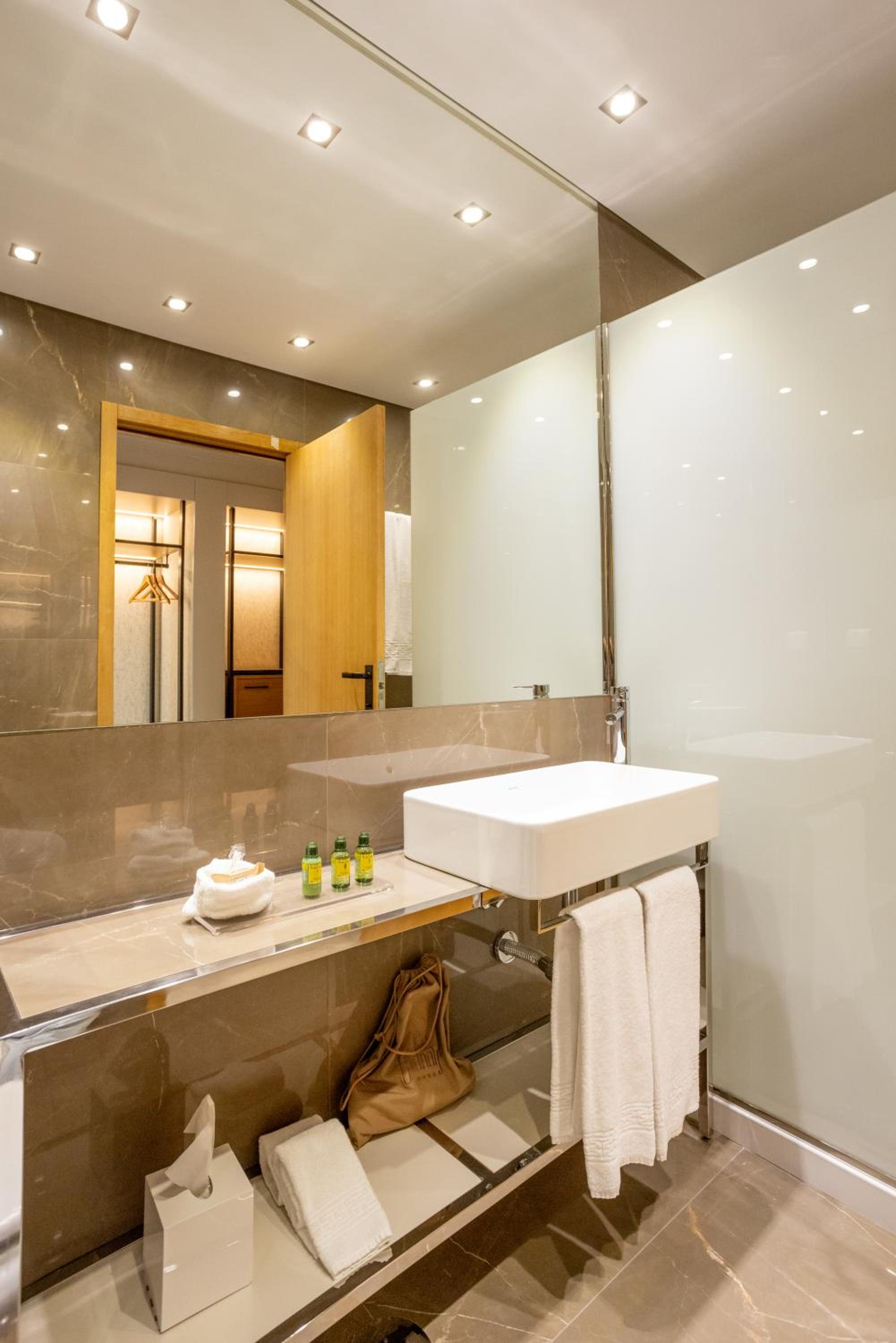 Superior Double Room - Photo 4