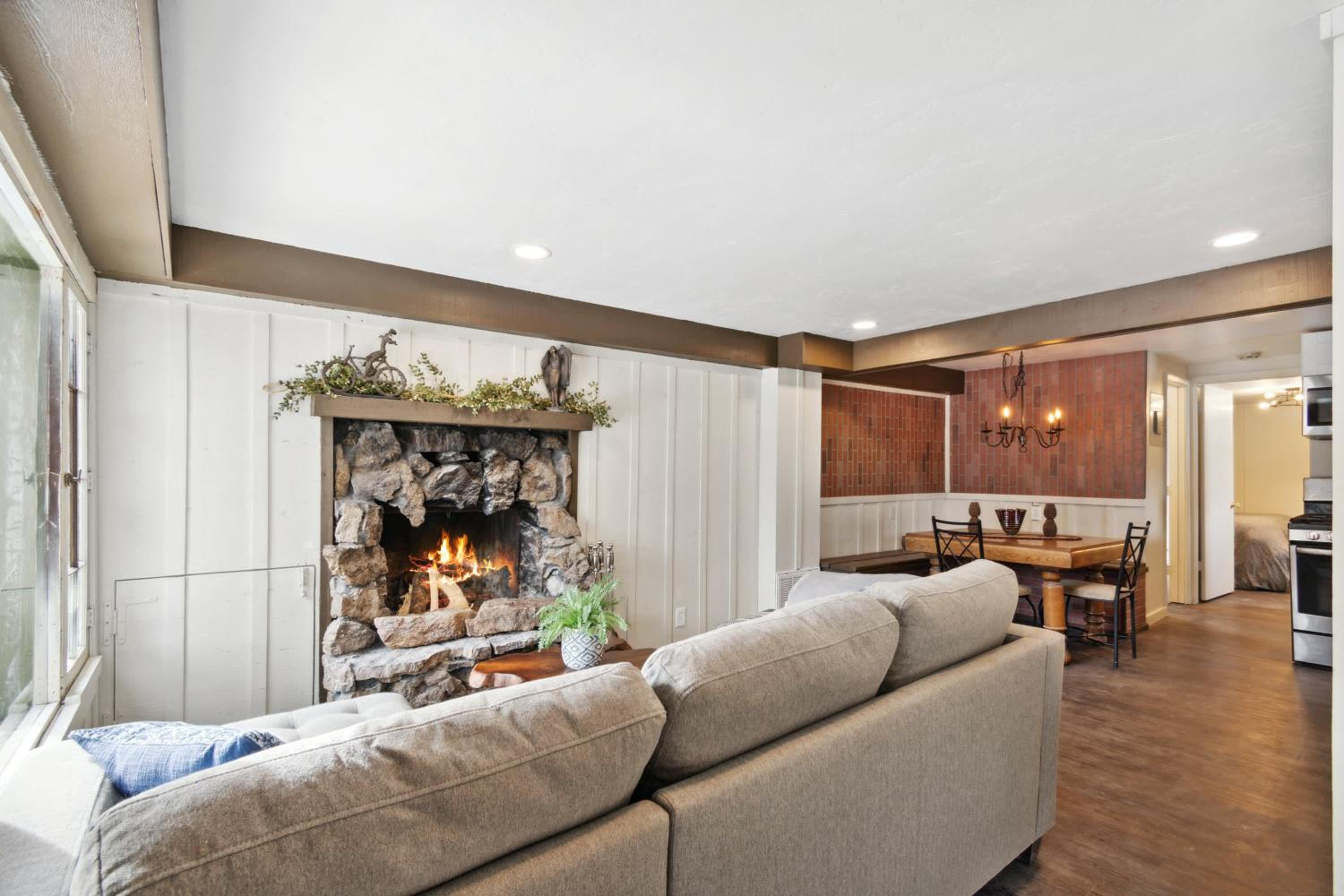 Family Room photo 1