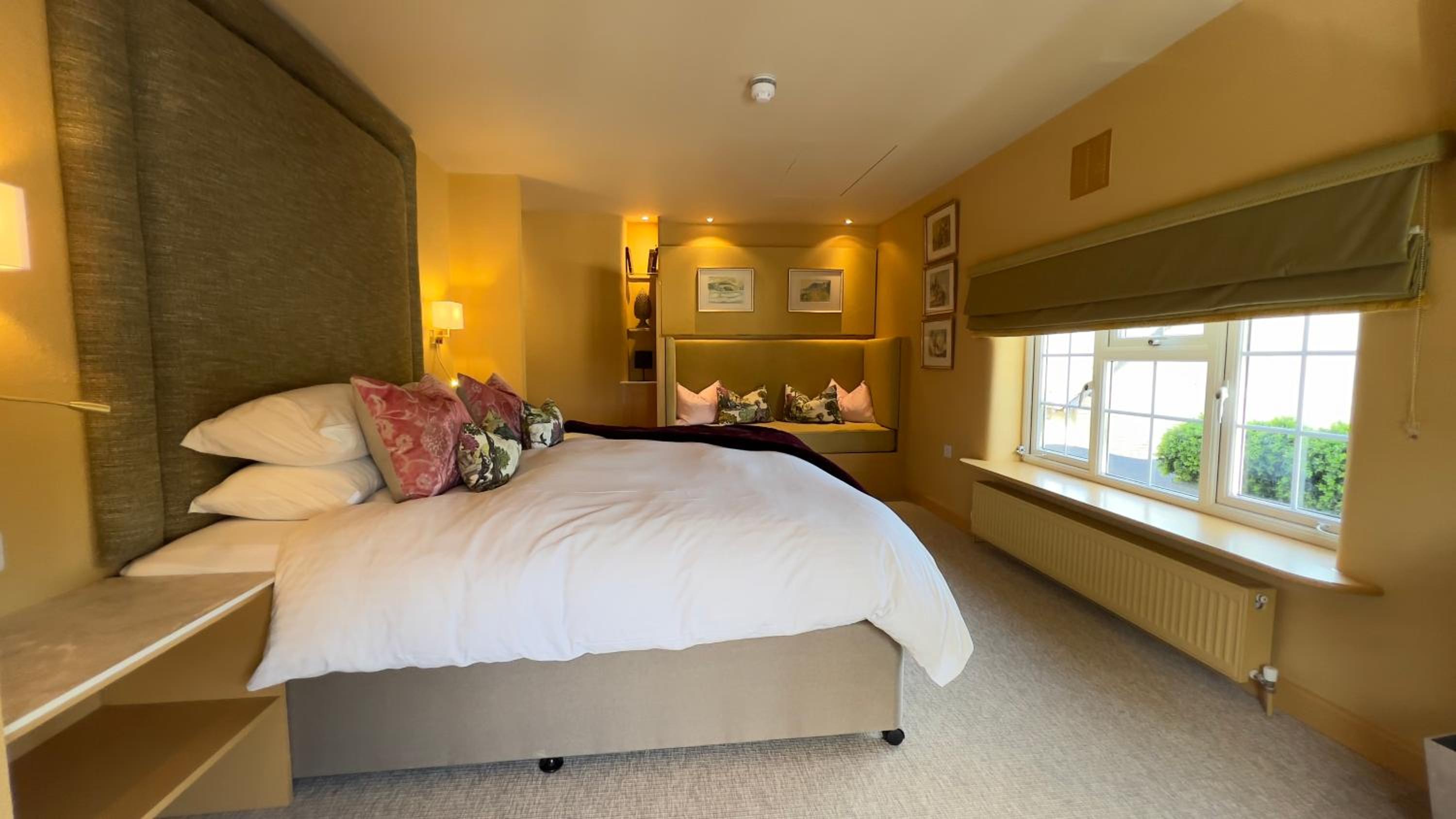 Superior King Room photo 1