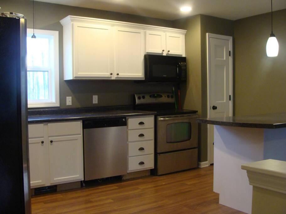 Two-Bedroom Apartment photo 2
