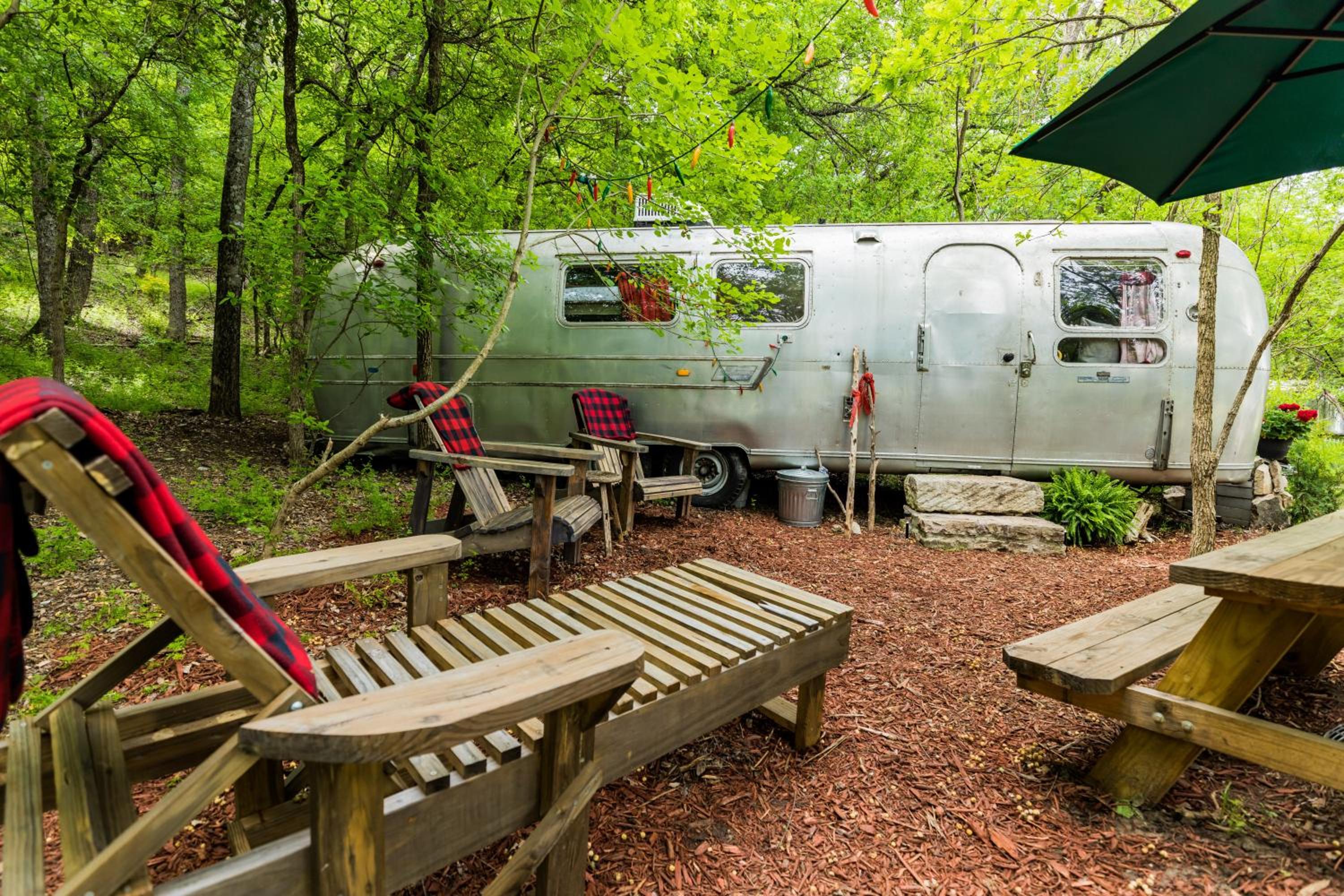 Mobile Home - Photo 33