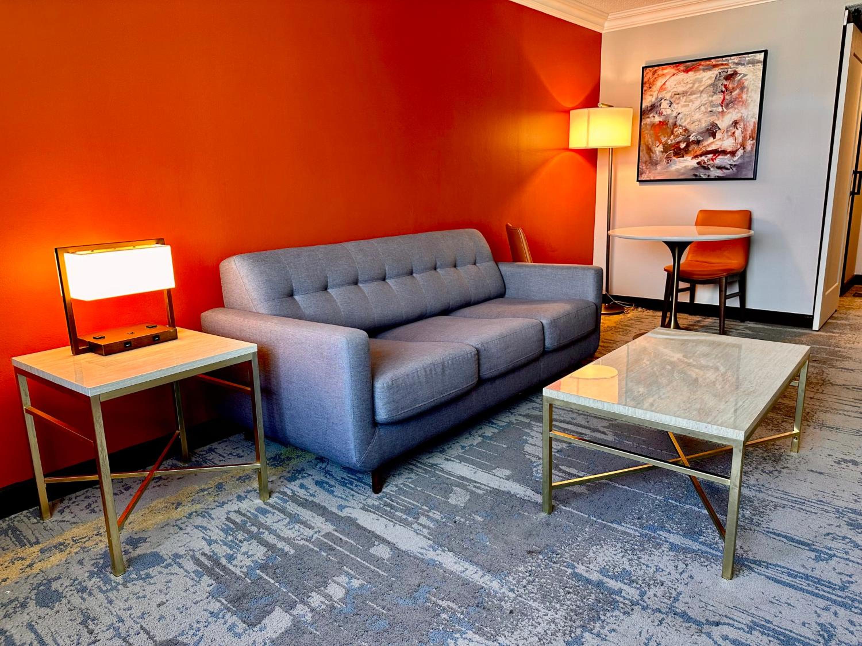 King Suite - Photo 2