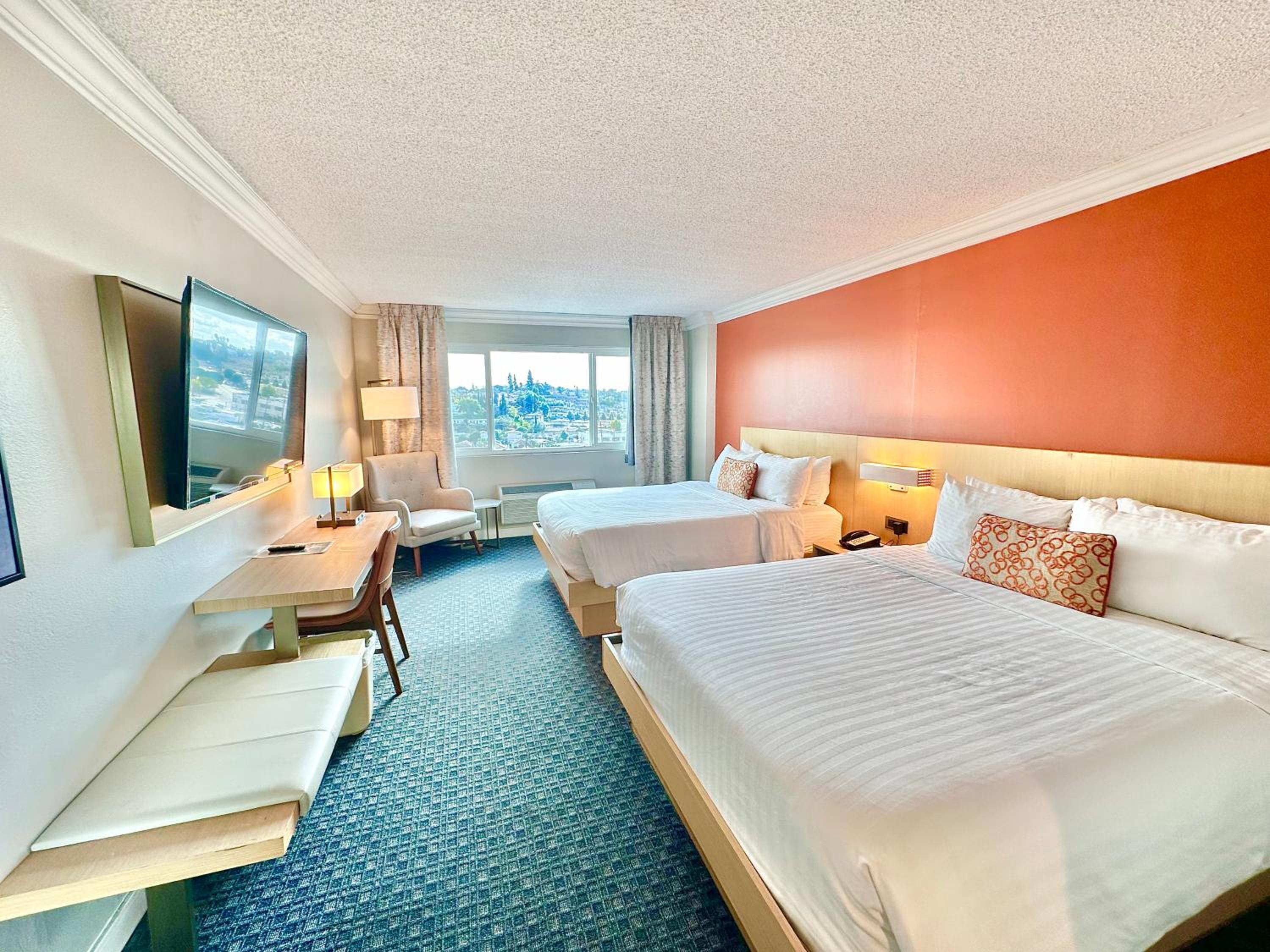 Queen Room with Two Queen Beds - Photo 24