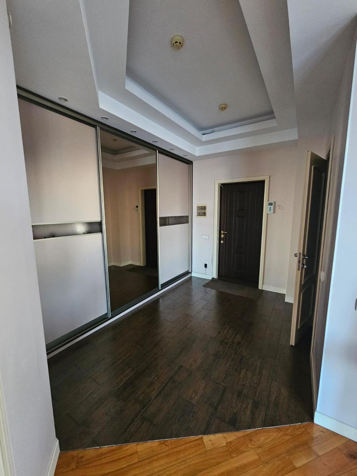 Two-Bedroom Apartment photo 3