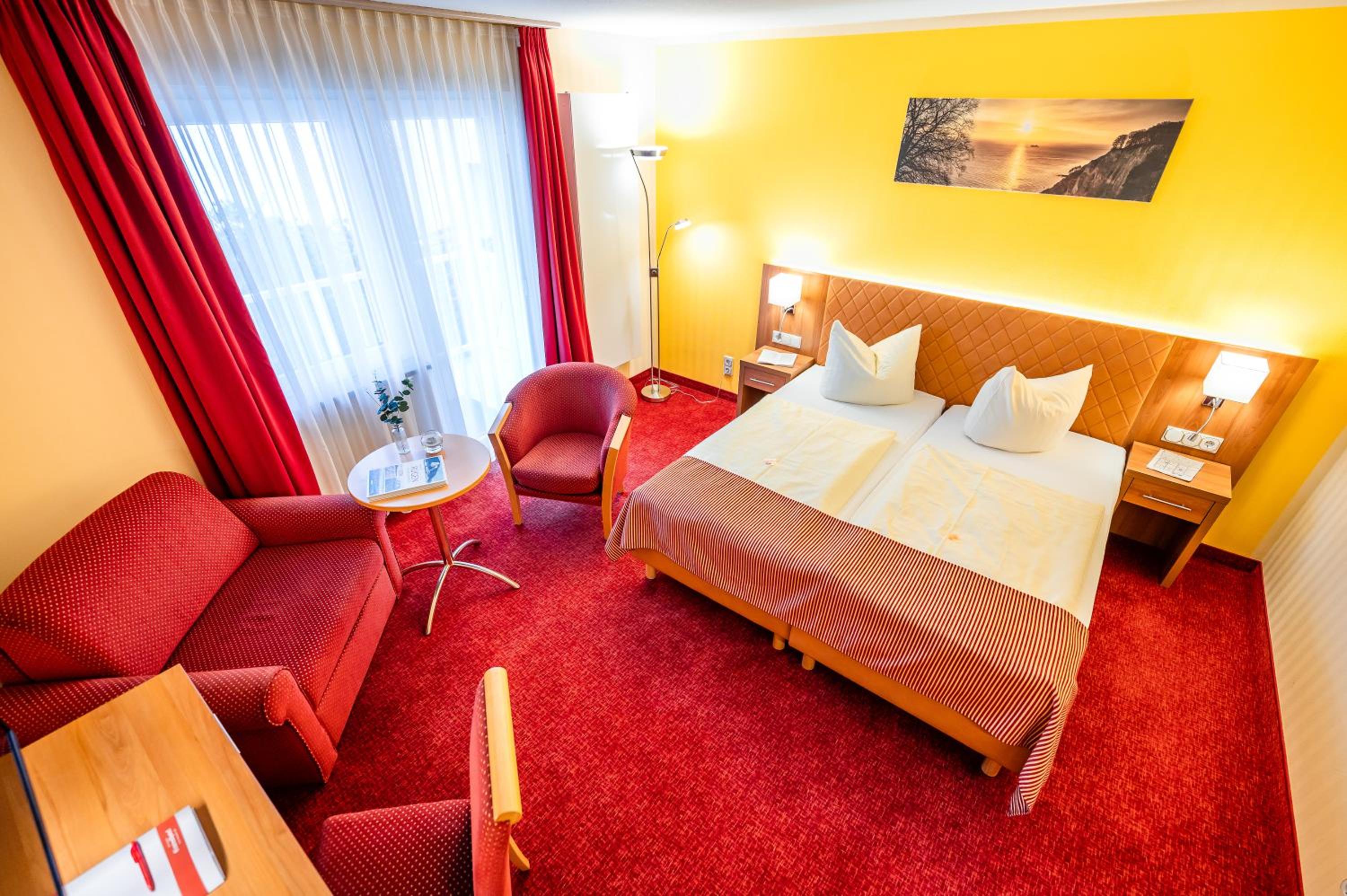 Double Room with Balcony photo 2