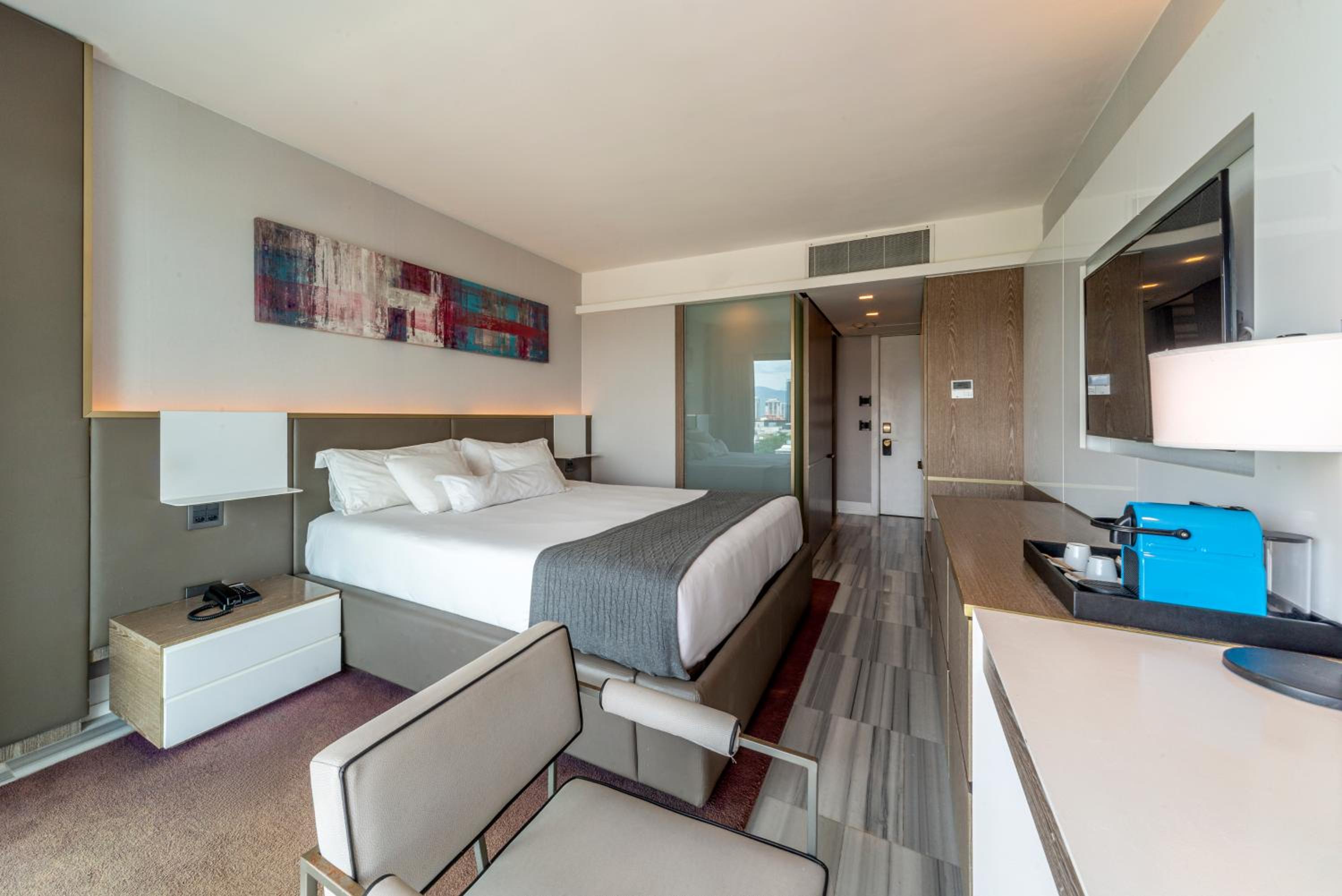 King Room with Side Sea View