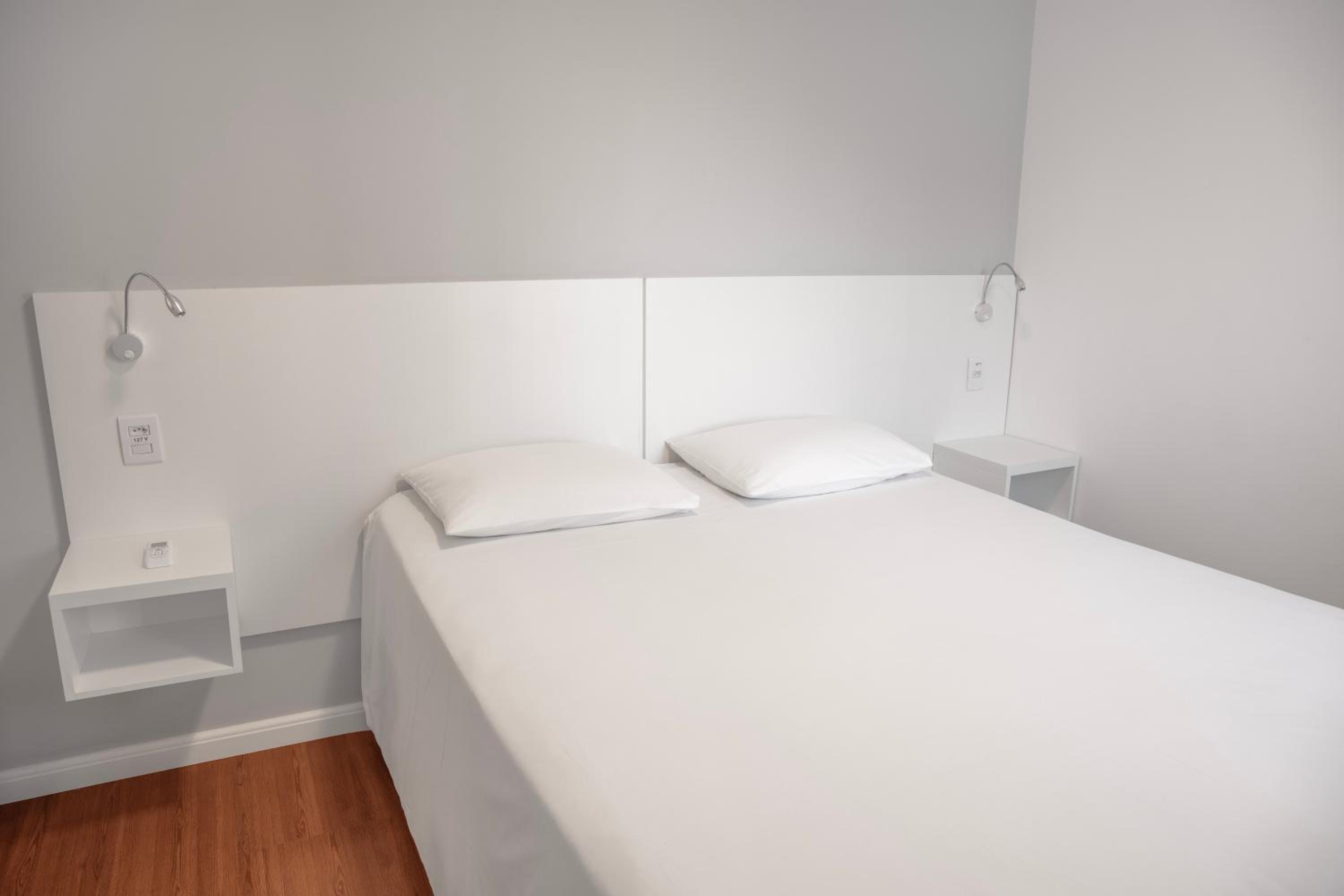Superior Apartment with Two Double Beds - Photo 3