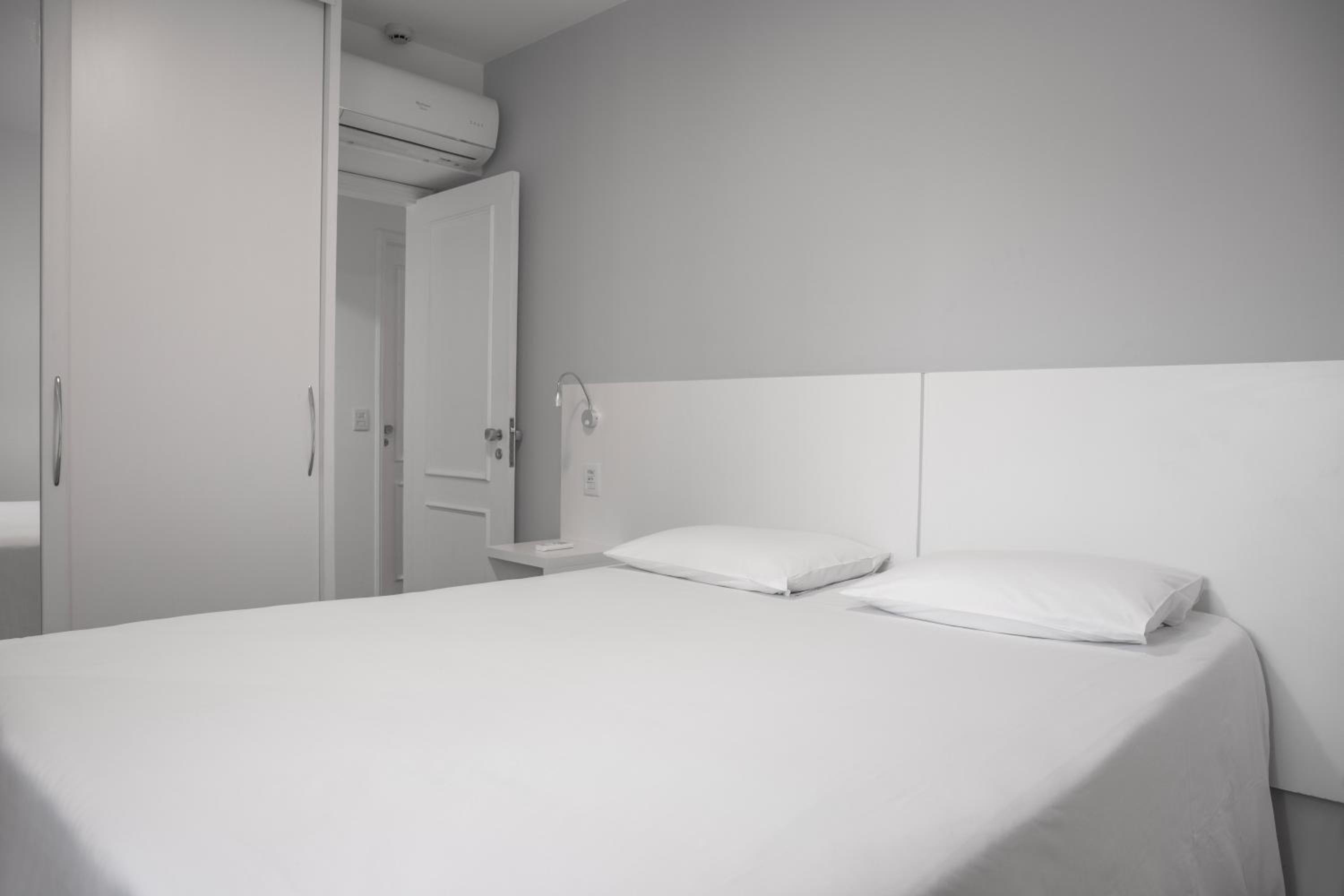 Superior Apartment with Two Double Beds - Photo 2