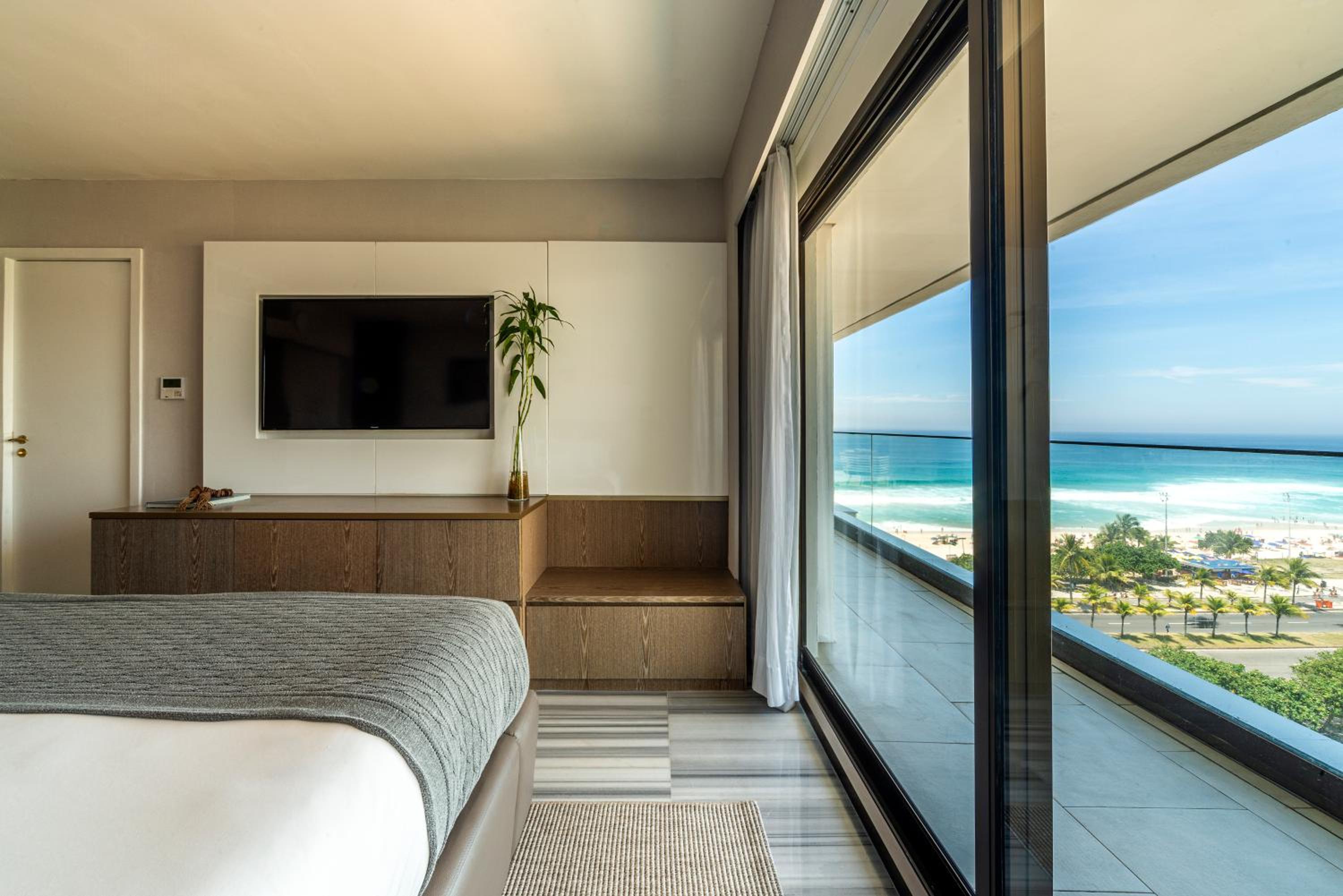 Suite with Private Pool