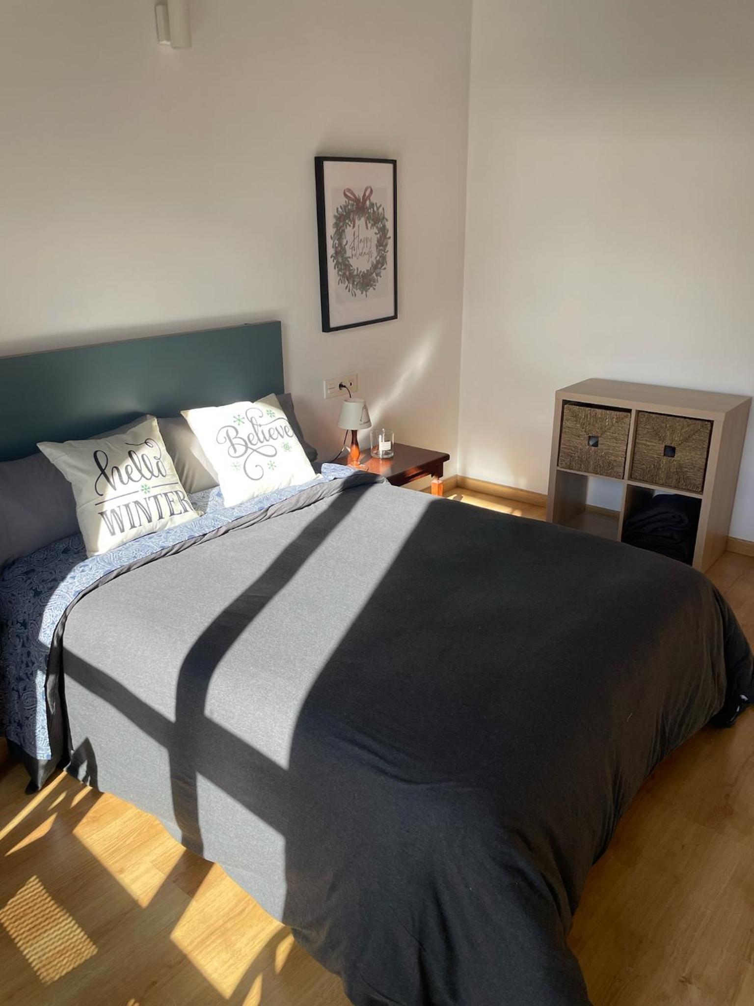 One-Bedroom Apartment photo 2