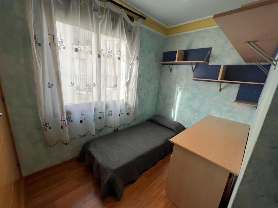 Three-Bedroom Apartment photo 3