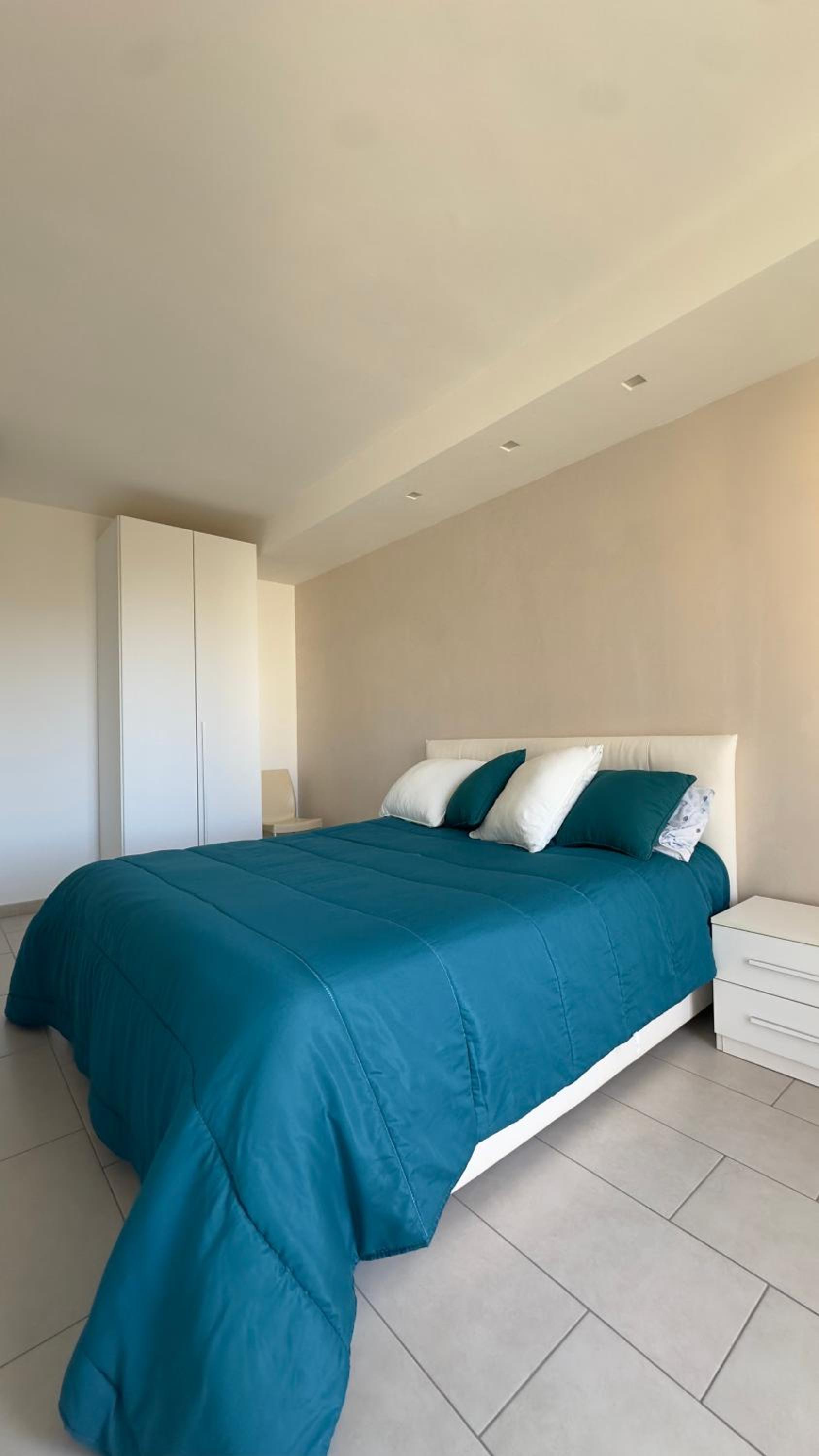 Superior King Room - Photo 5