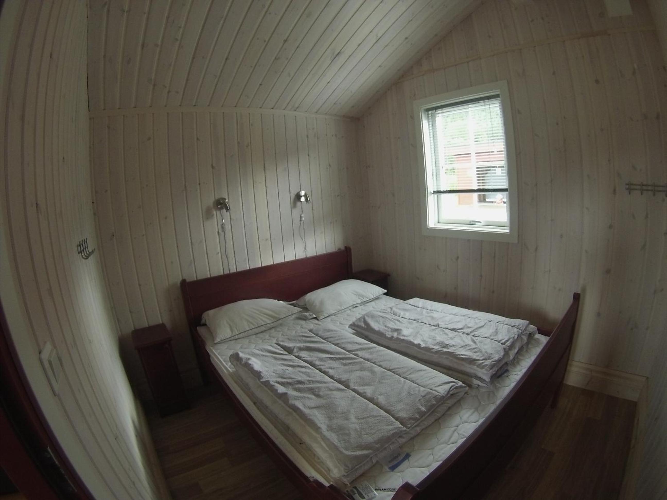Two-Bedroom Cottage photo 3