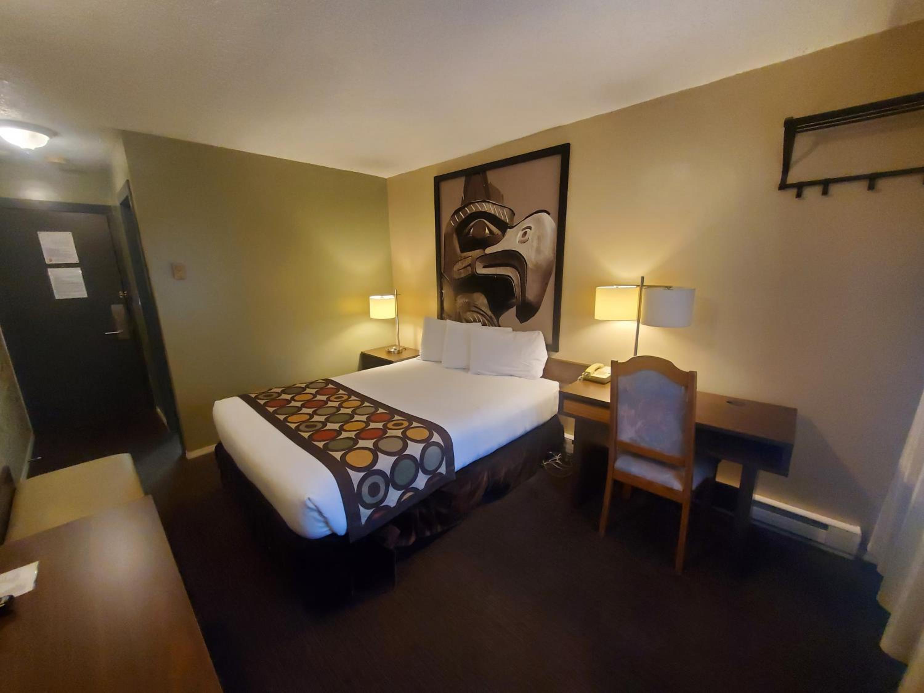 Double Room - Non-Smoking  - Photo 3