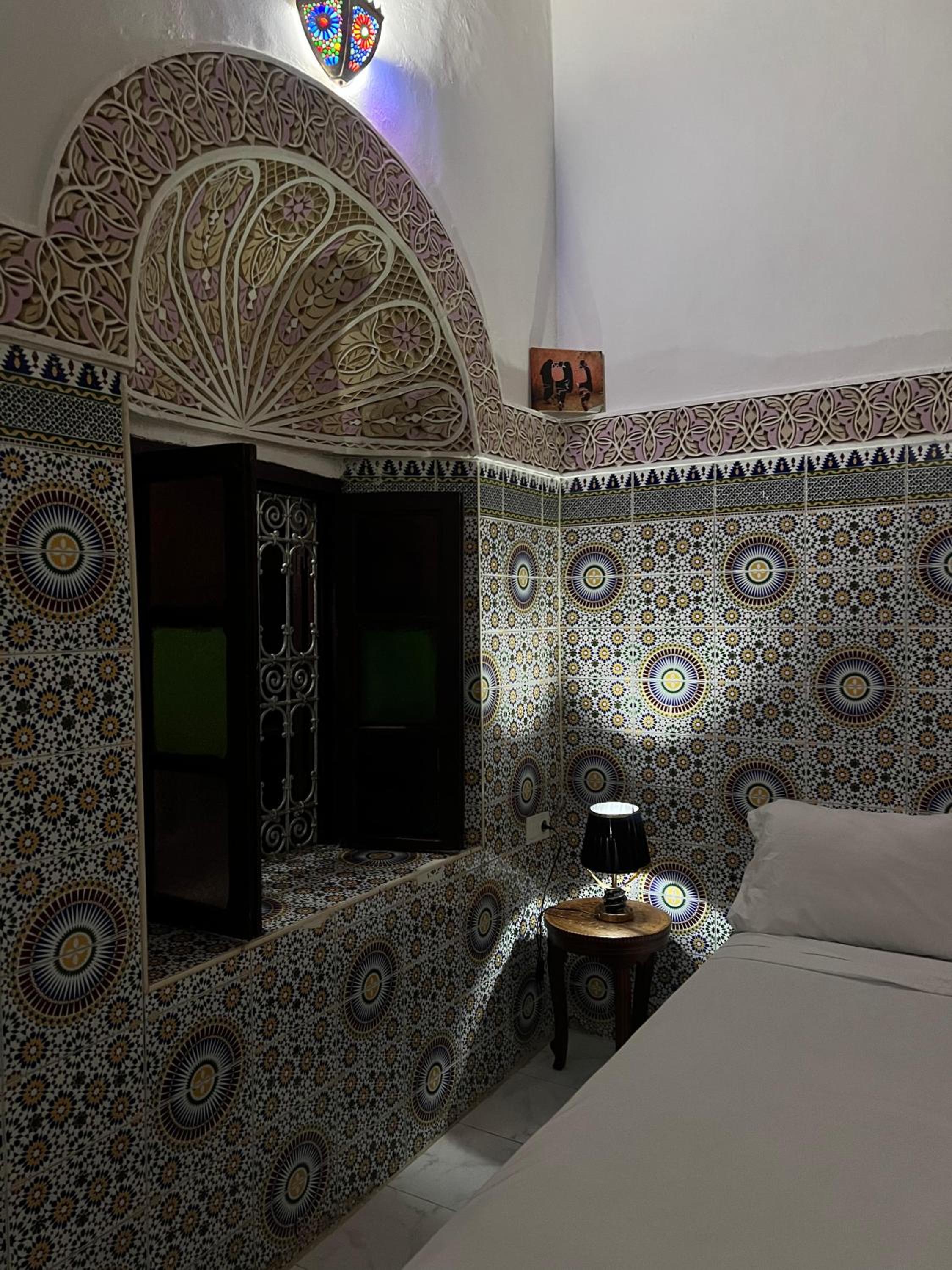 Deluxe Double Room with Shower - Photo 2