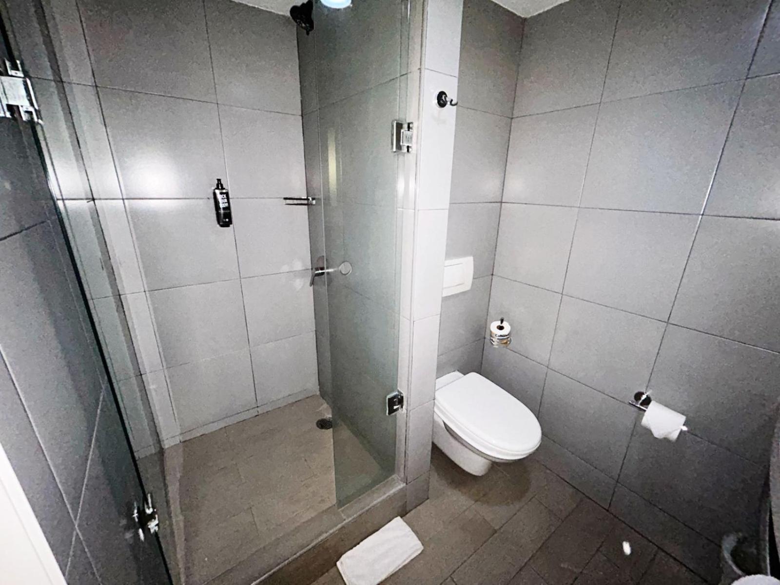 Double Room - Photo 2