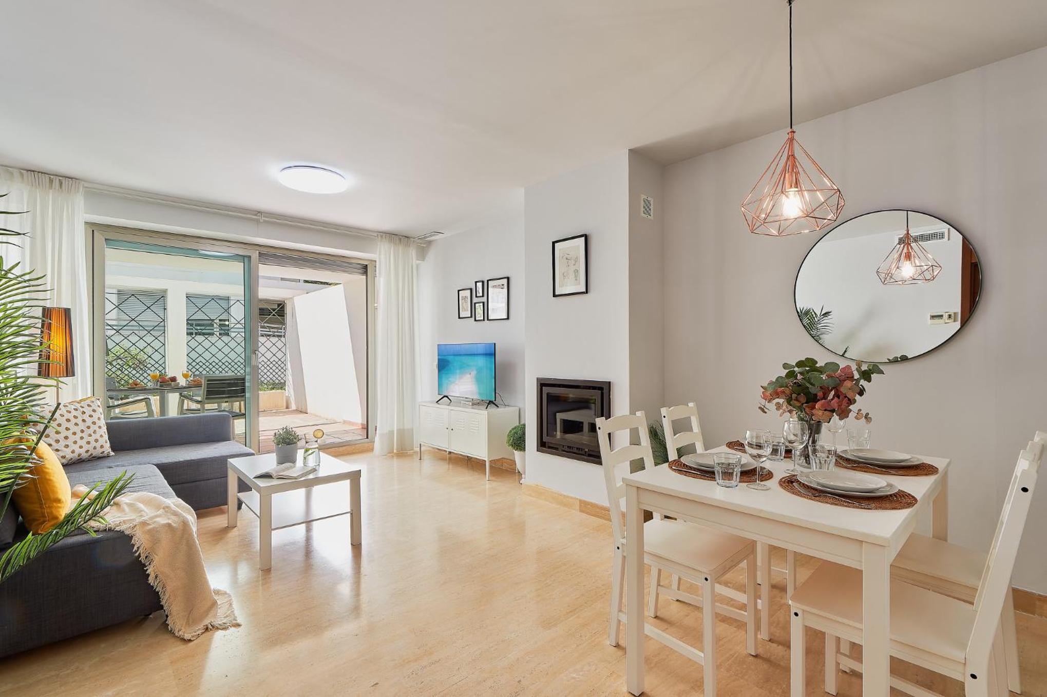 One-Bedroom Apartment