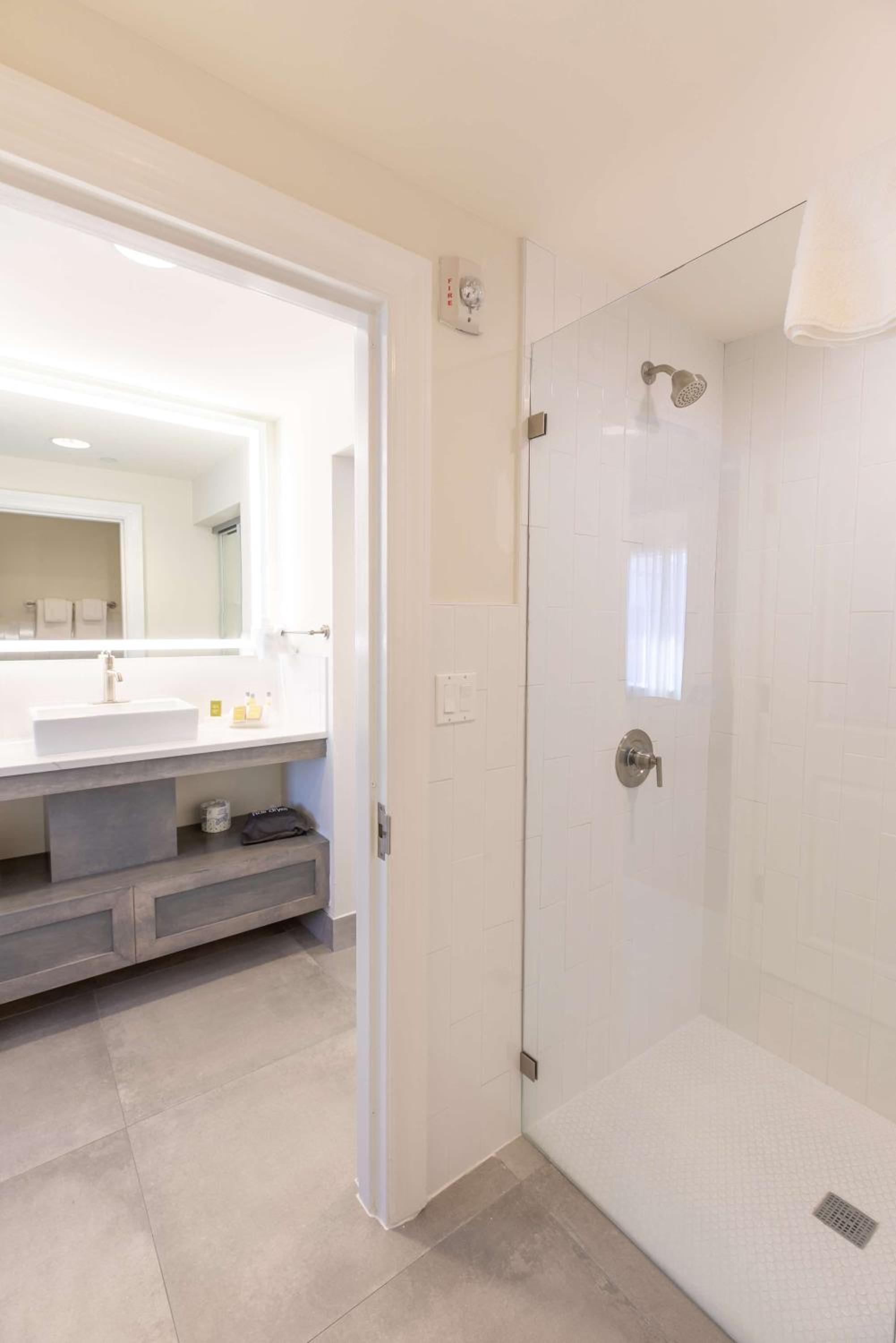 Two-Bedroom Suite - Non-Smoking - Photo 5