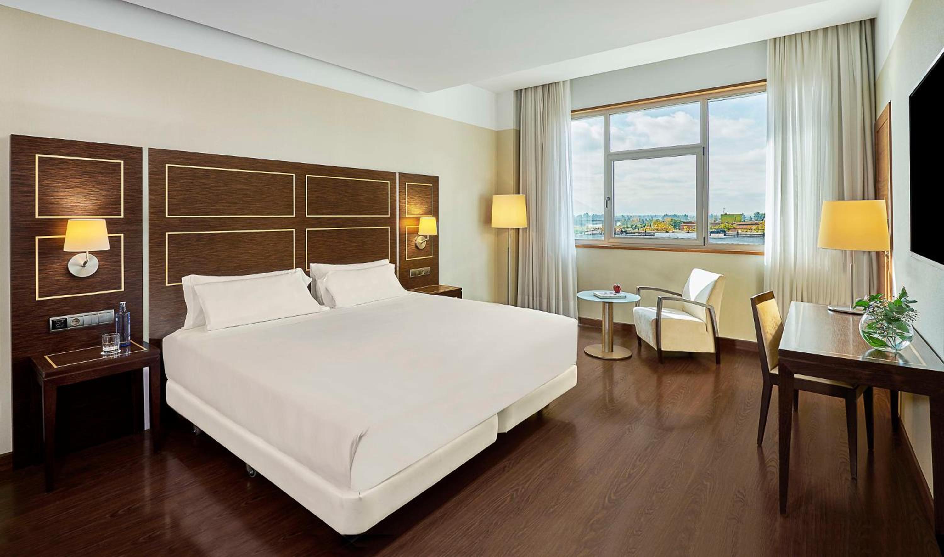 Superior Double or Twin Room - Photo 1