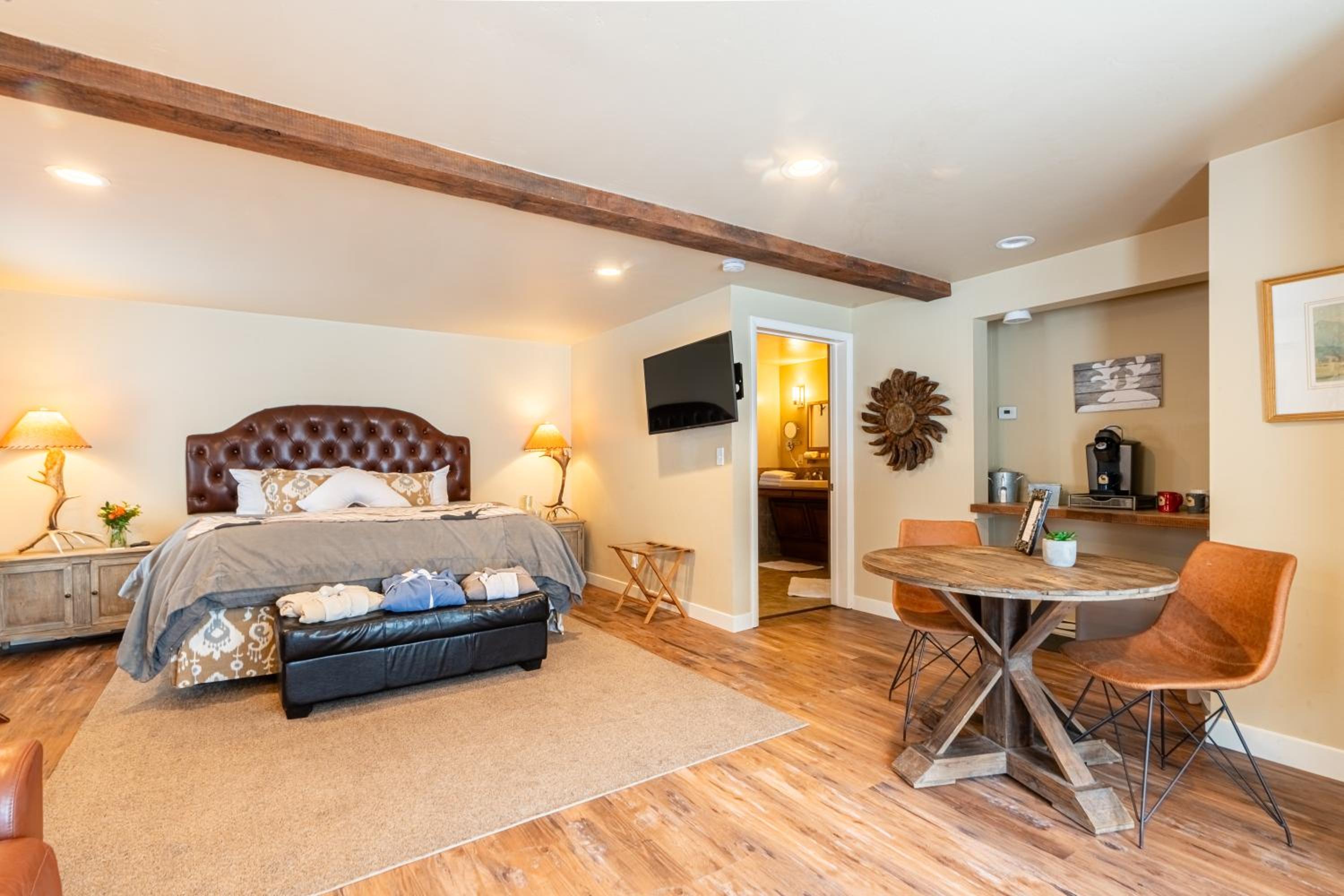 King Suite photo 2