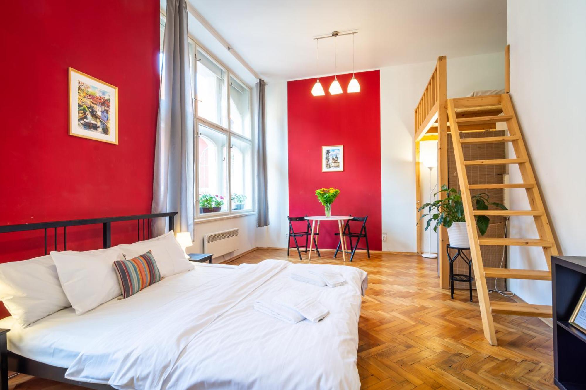 Studio with Sofa Bed