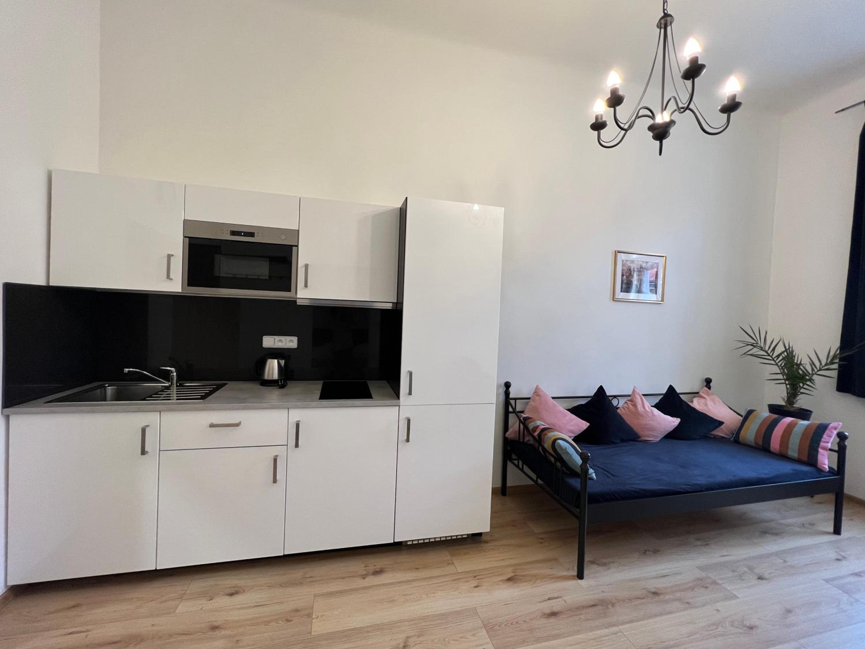 Apartment with Balcony and External Bathroom
